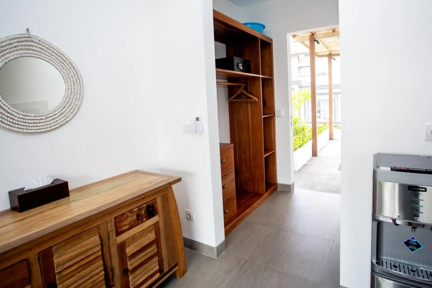wardrobe in Sammy's Canggu
