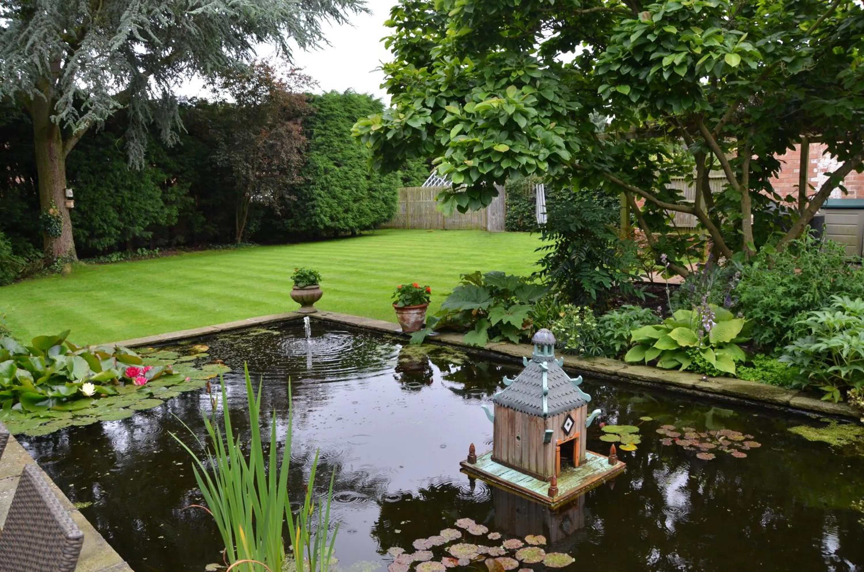 Treherne House & The Malvern Retreat