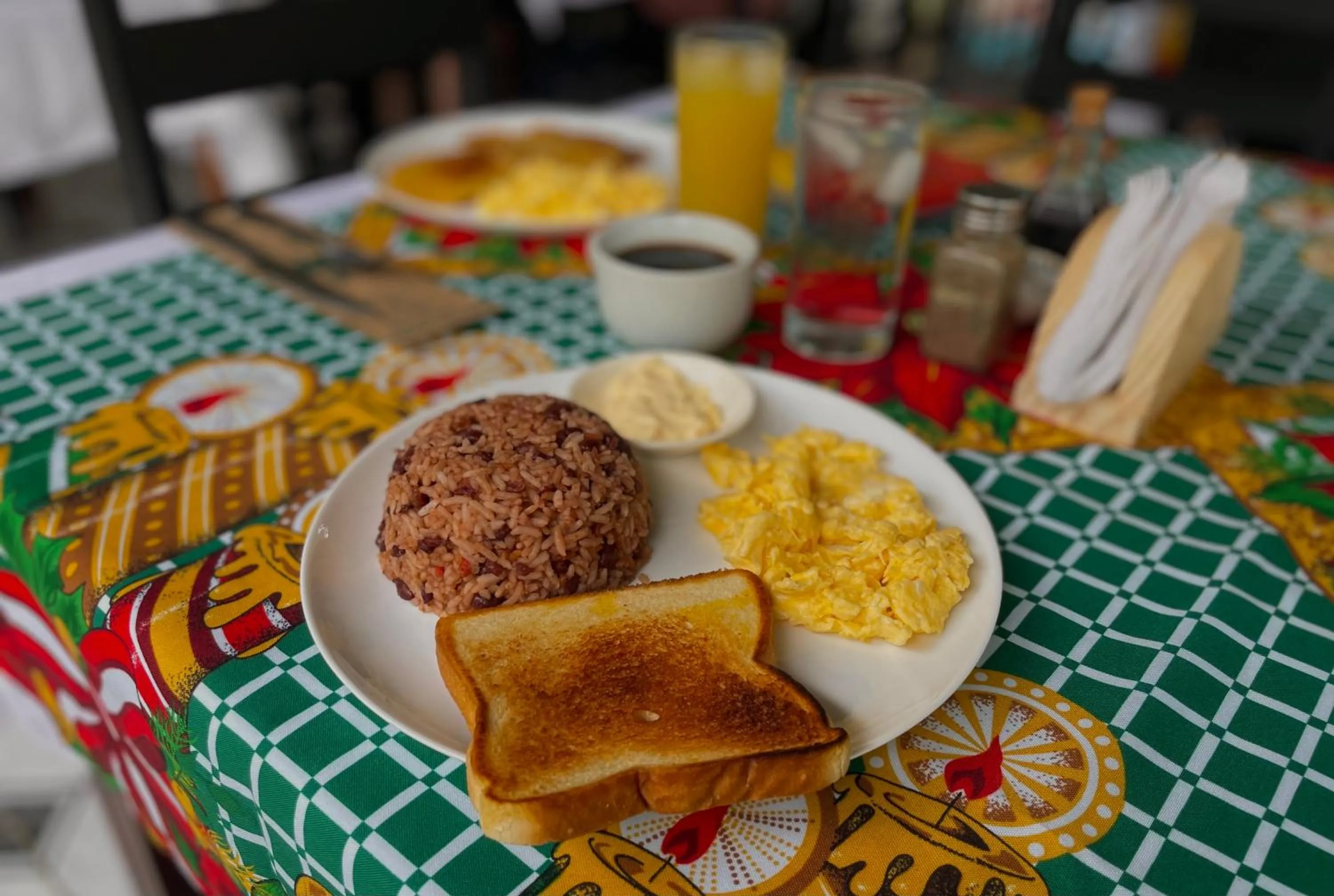 Food and drinks in Carey Lodging