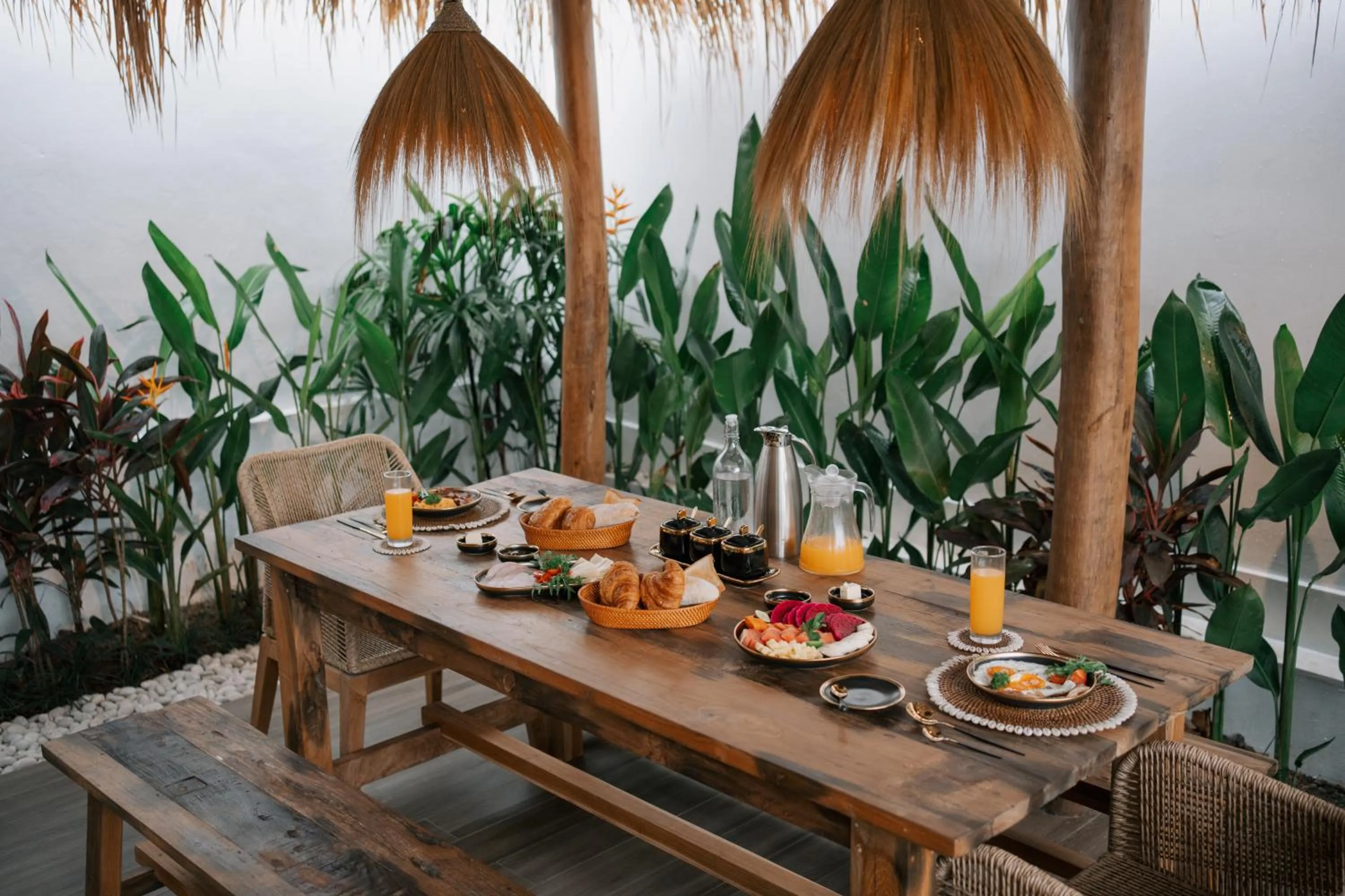 Breakfast in EHOA NYANYI BEACH Boutique Hotel - In front of entrance to NUANU