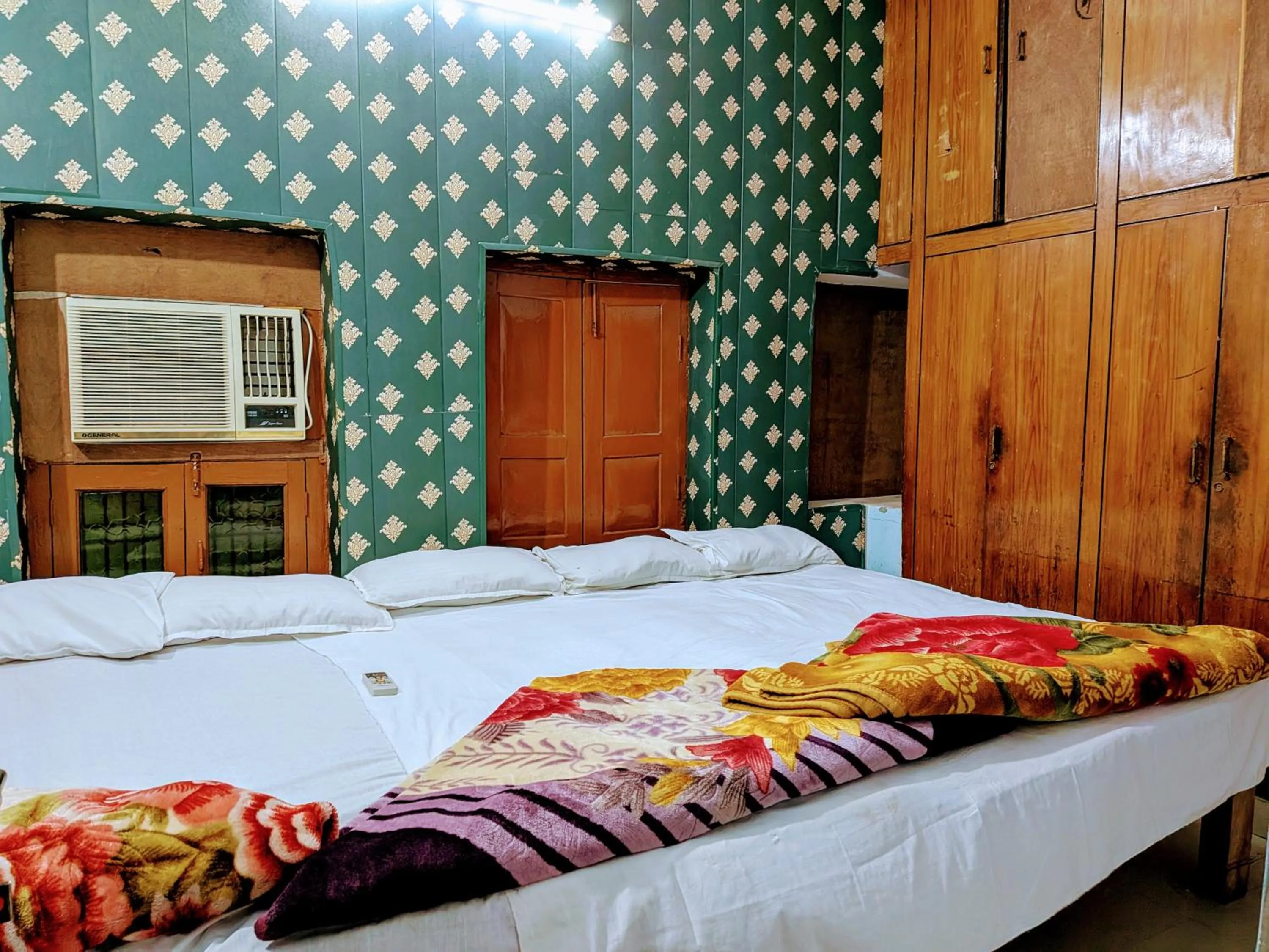 Bed in Maa Tara AC Home Stay