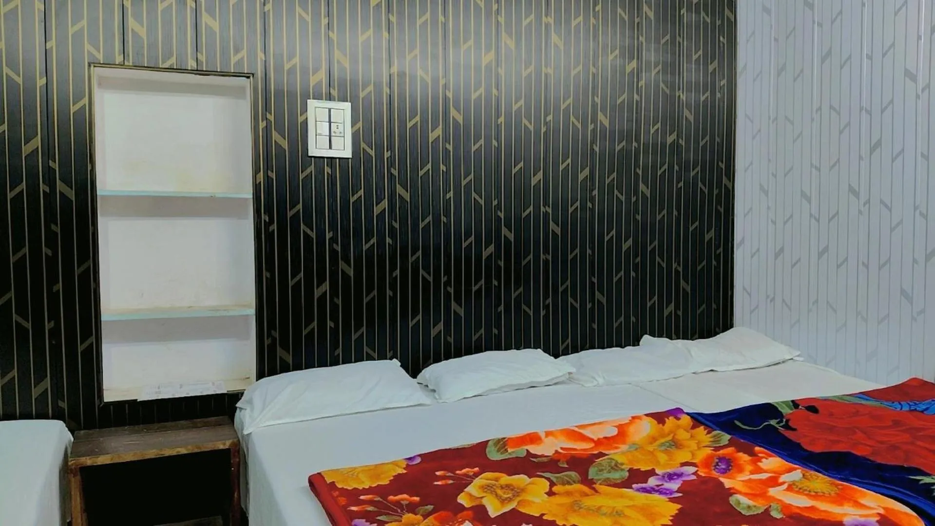 Bed in Maa Tara AC Home Stay