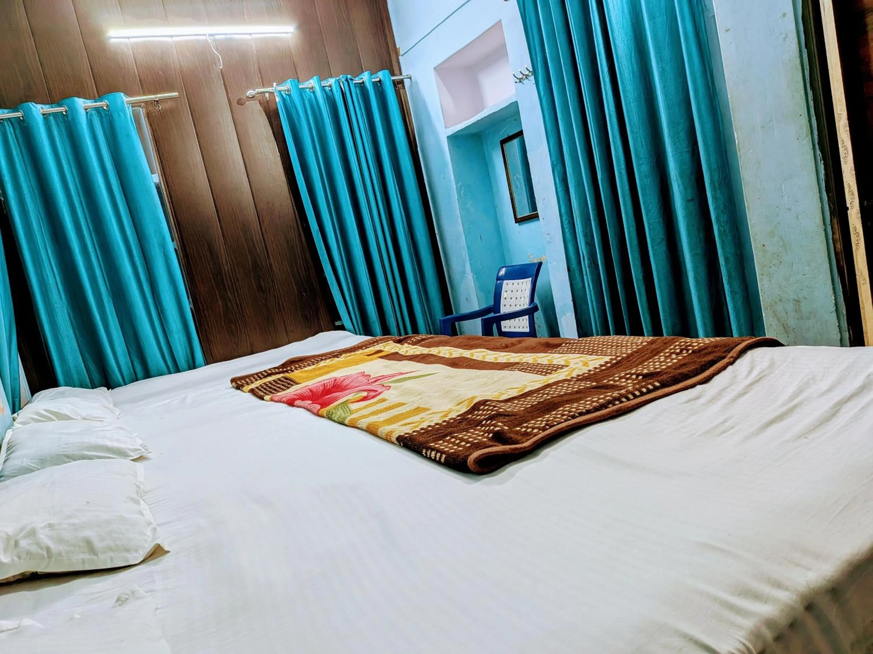 Bed in Maa Tara AC Home Stay