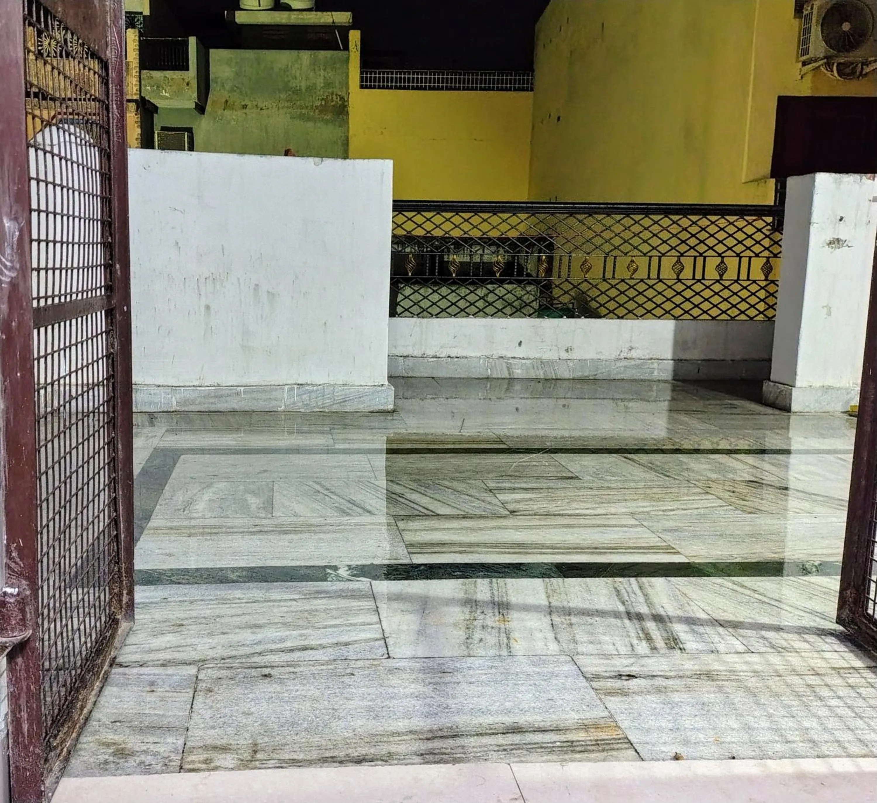 Maa Tara AC Home Stay