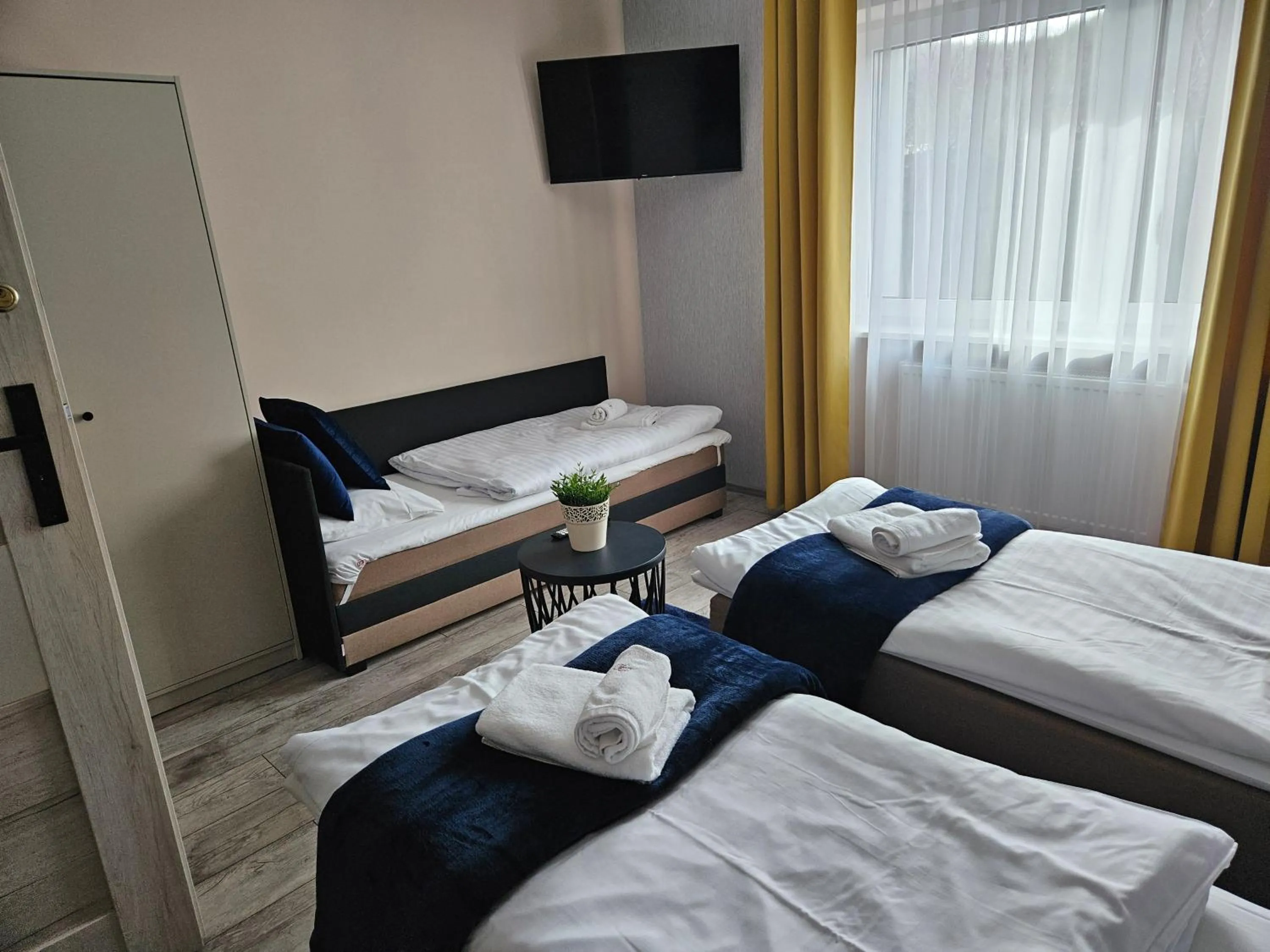 Bedroom, Bed in Apartamenty Premium Biznes Rumia