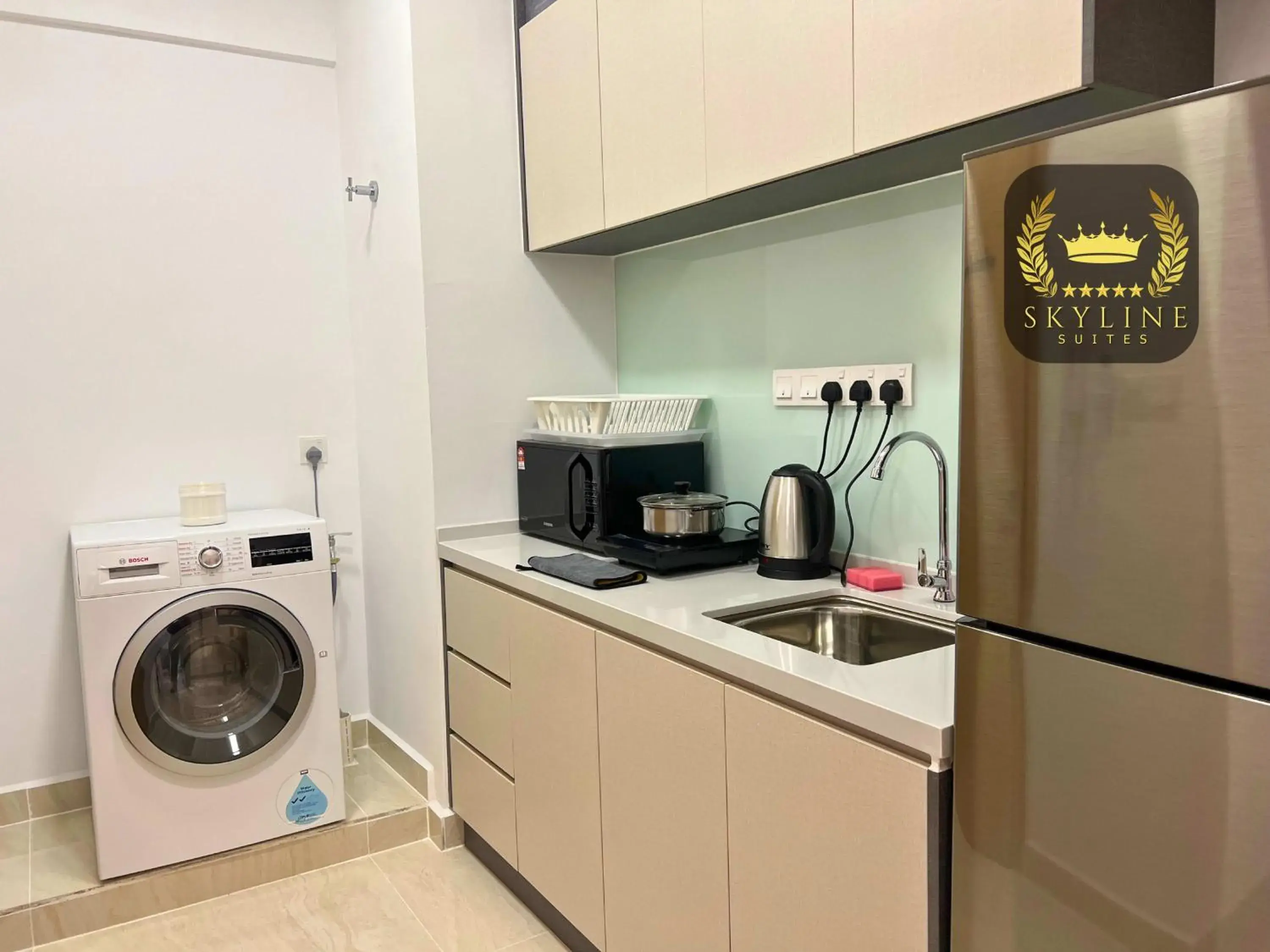 Studio with Balcony in The Colony Skyline Suites KLCC Studio with Balcony in The Colony Skyline Suites KLCC