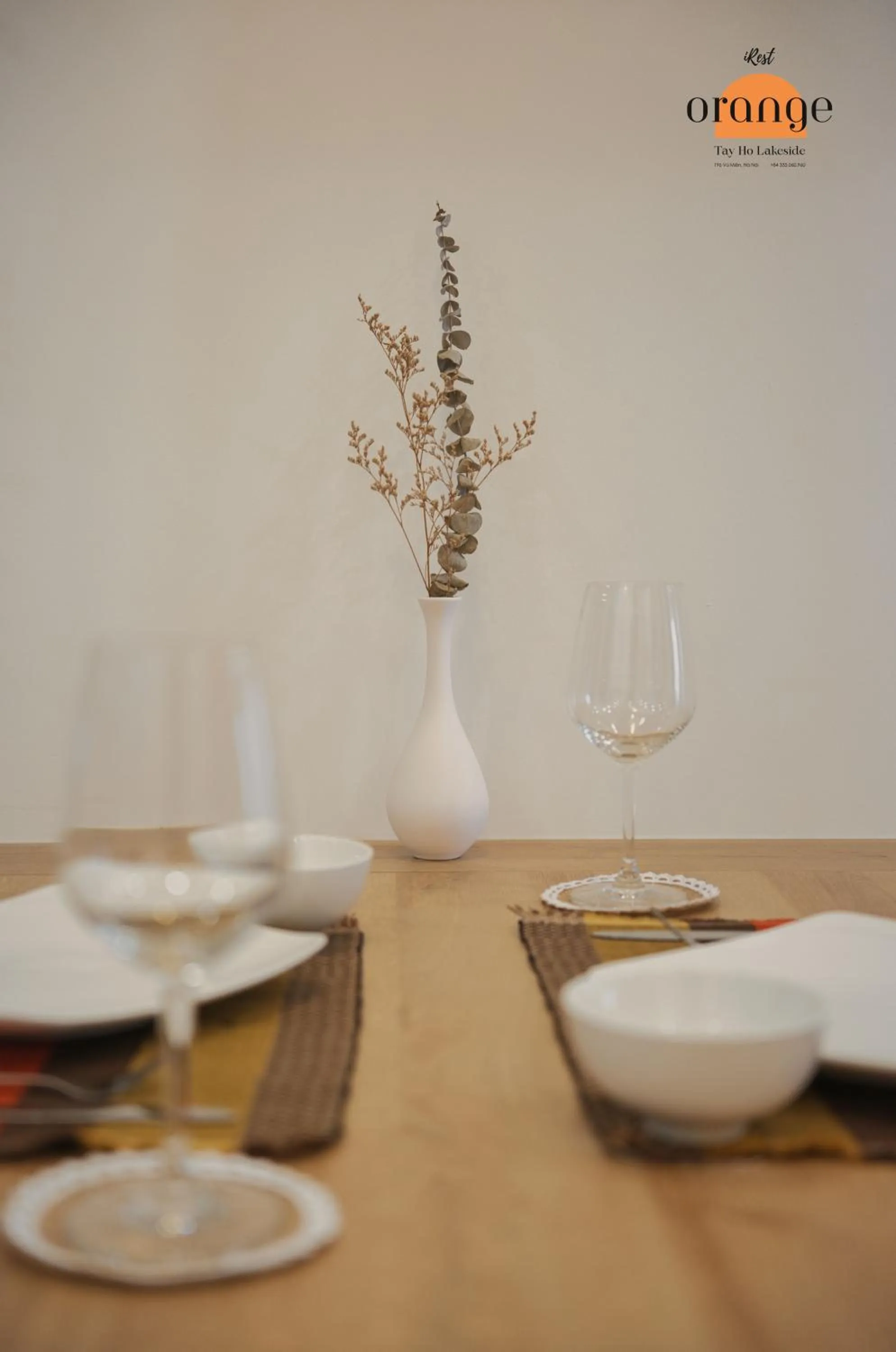 Dining area in iRest Orange Tay Ho Lakeside Apartment