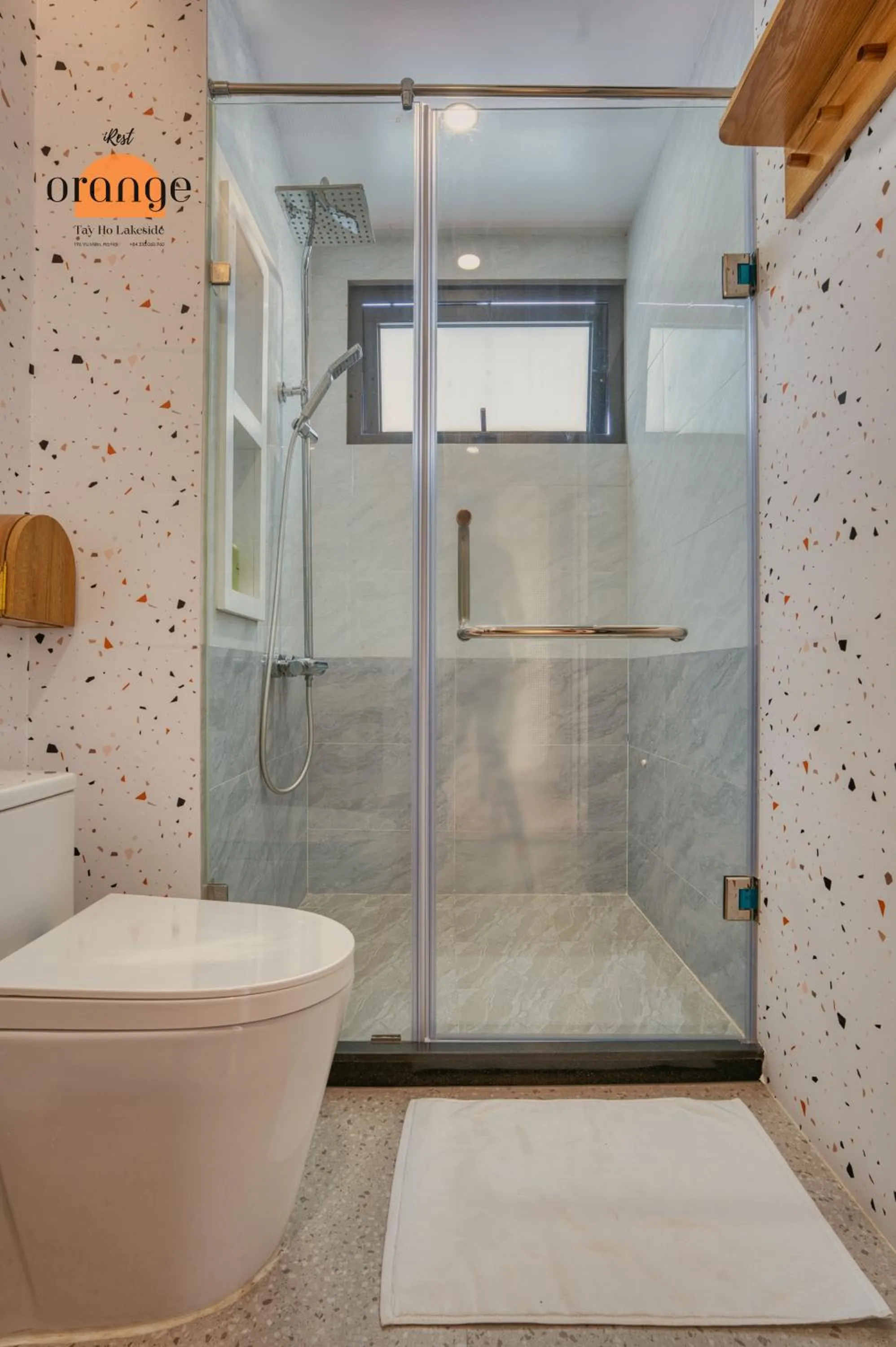 Shower in iRest Orange Tay Ho Lakeside Apartment