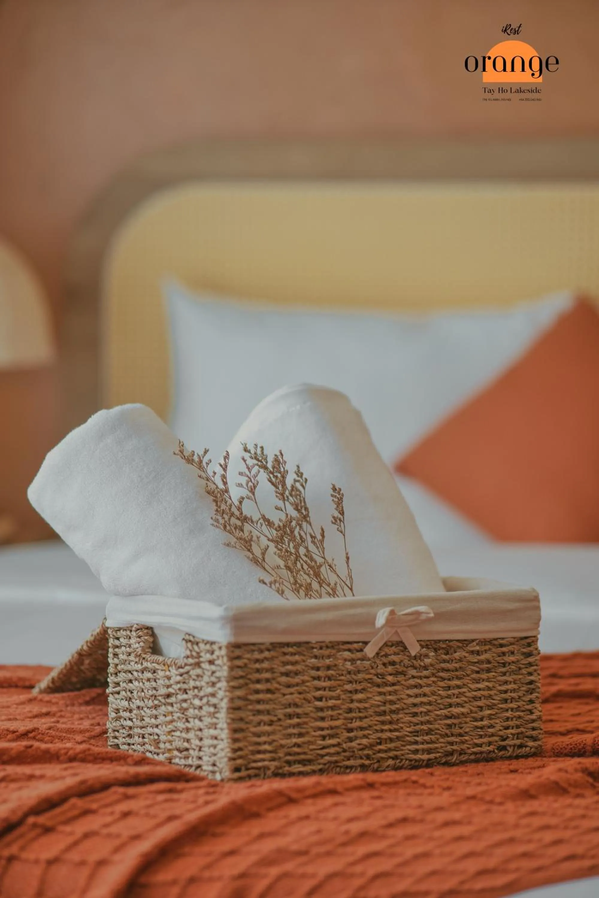 Bed in iRest Orange Tay Ho Lakeside Apartment