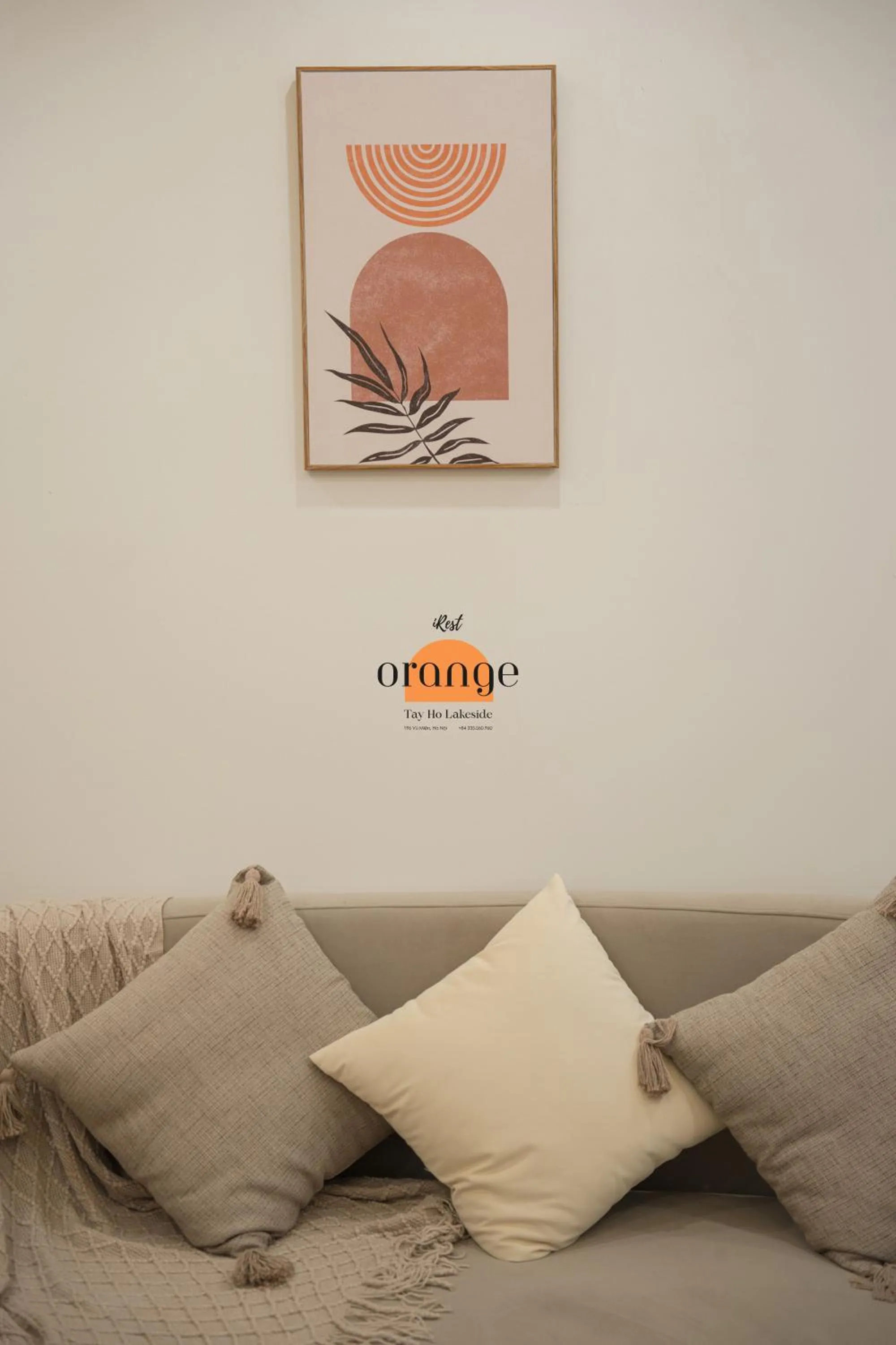 Living room in iRest Orange Tay Ho Lakeside Apartment