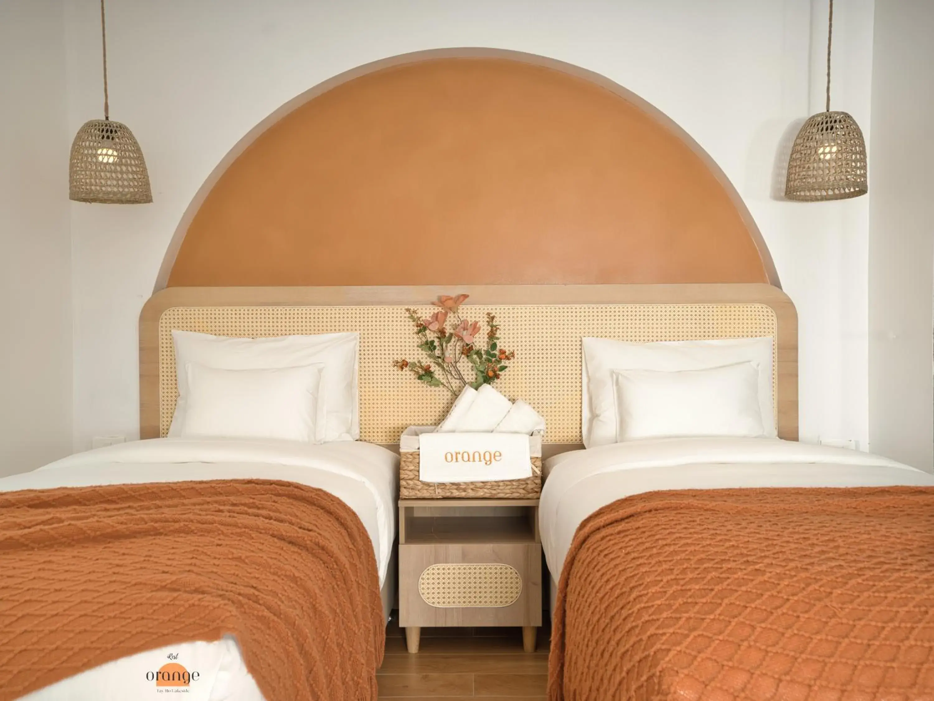 Superior Double or Twin Room in iRest Orange Tay Ho Lakeside Apartment Superior Double or Twin Room in iRest Orange Tay Ho Lakeside Apartment