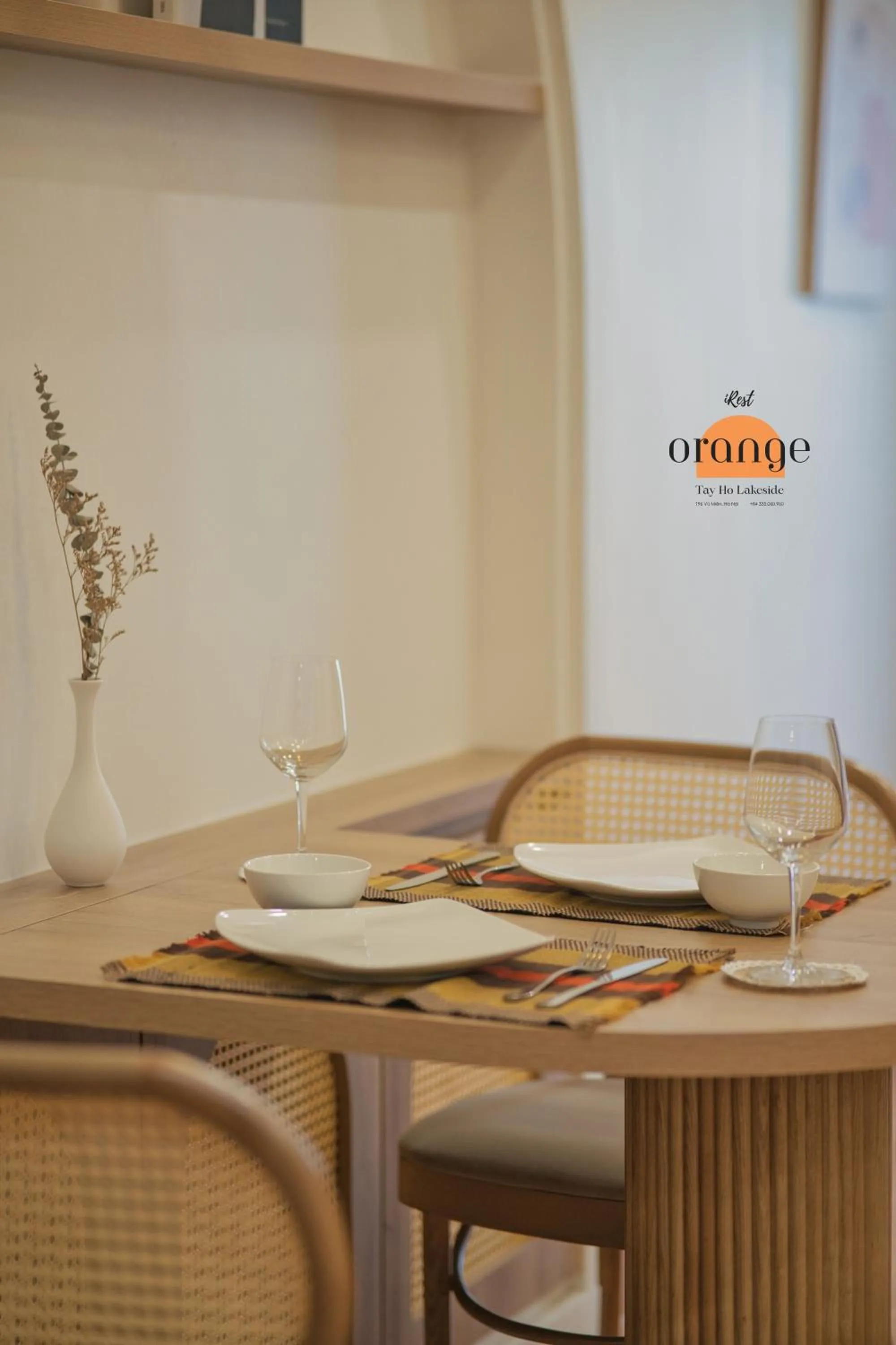 Dining area in iRest Orange Tay Ho Lakeside Apartment