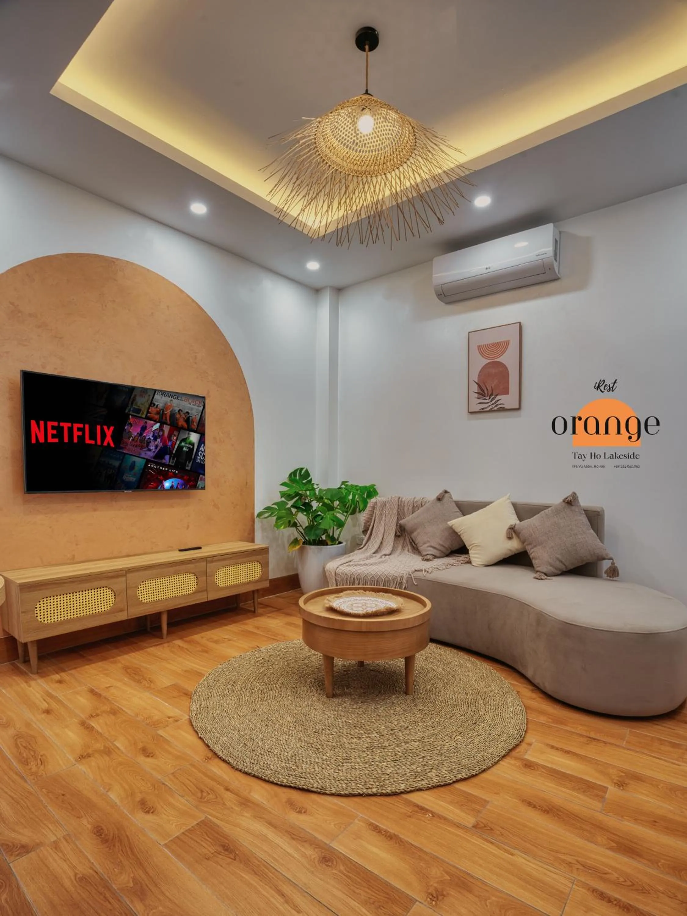 iRest Orange Tay Ho Lakeside Apartment