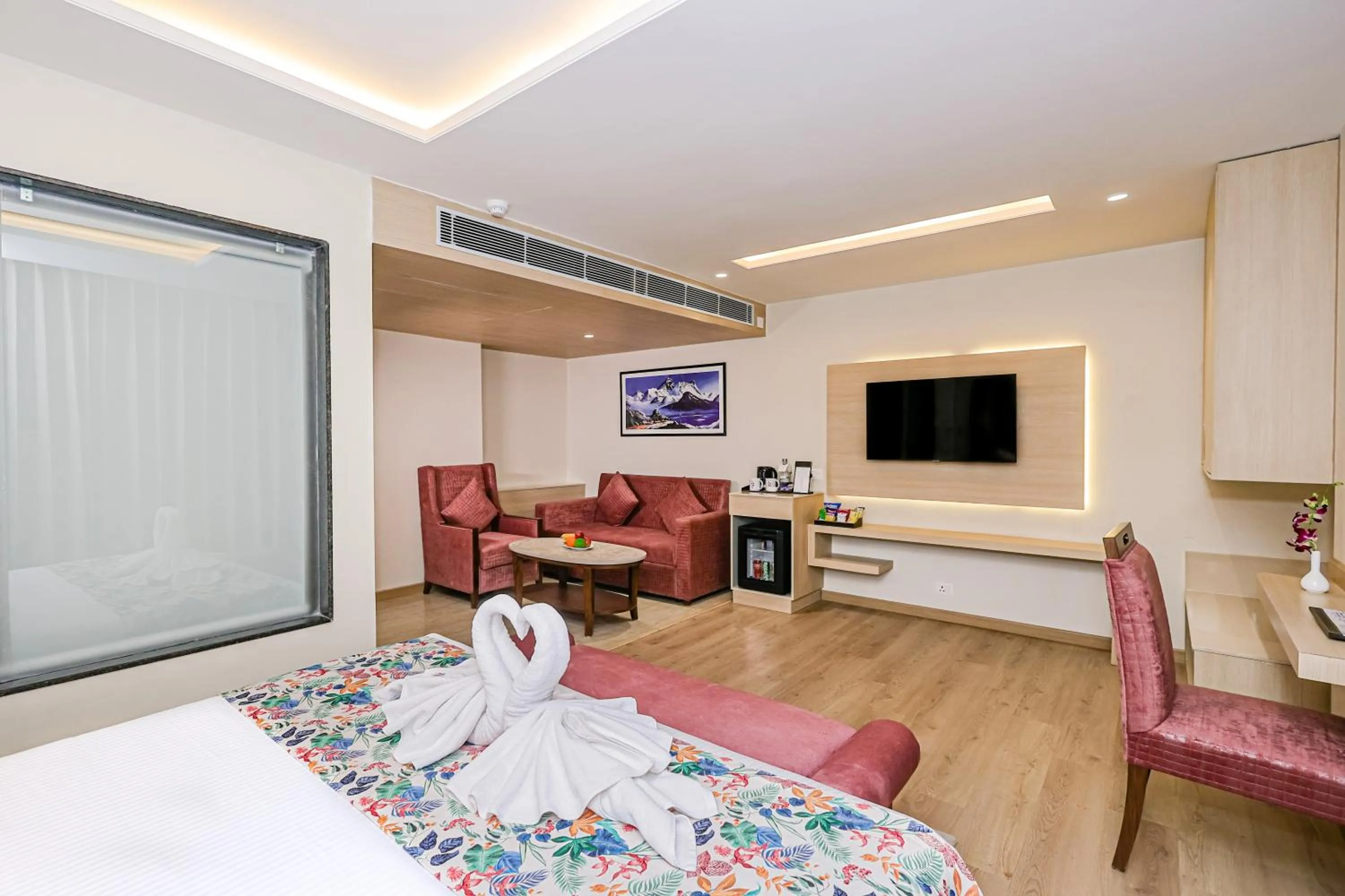 TV and multimedia, Bed in Regenta Inn Luxinna Heights Mcleodganj