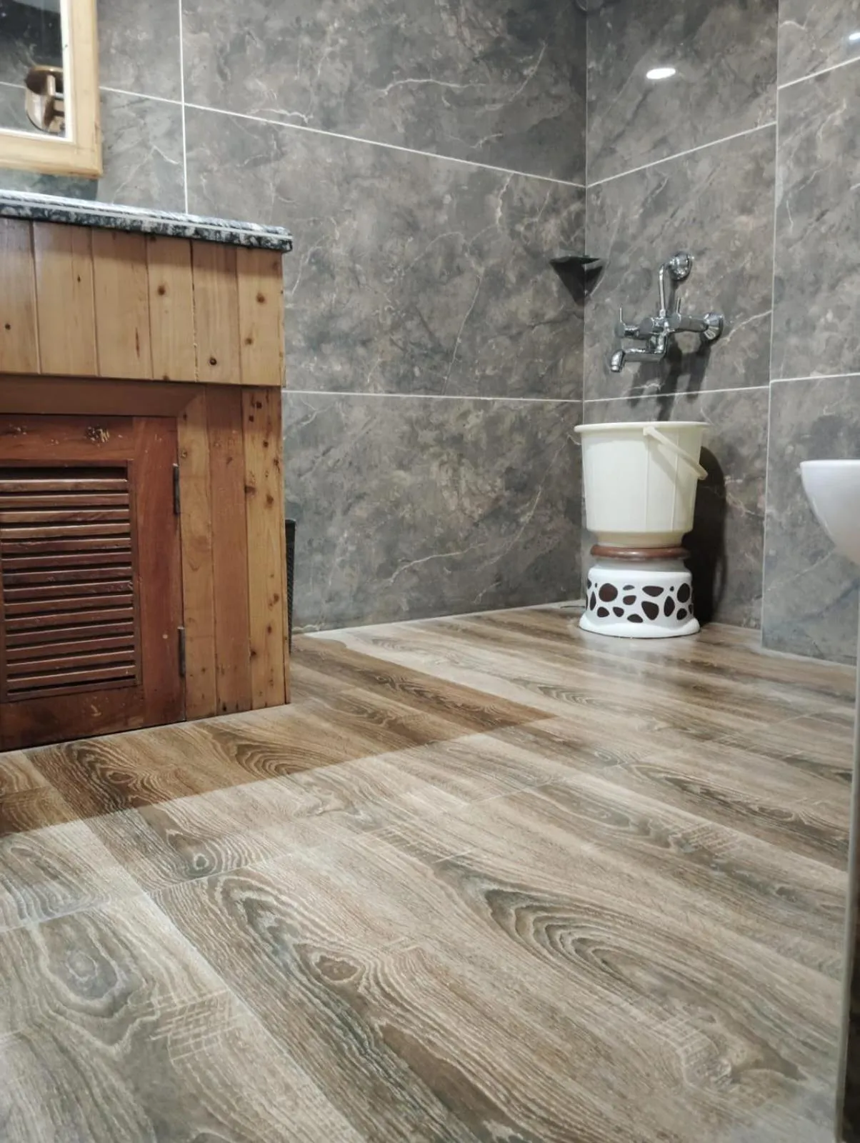 Bathroom in Hotel CM Palace - Pure Vegetarian