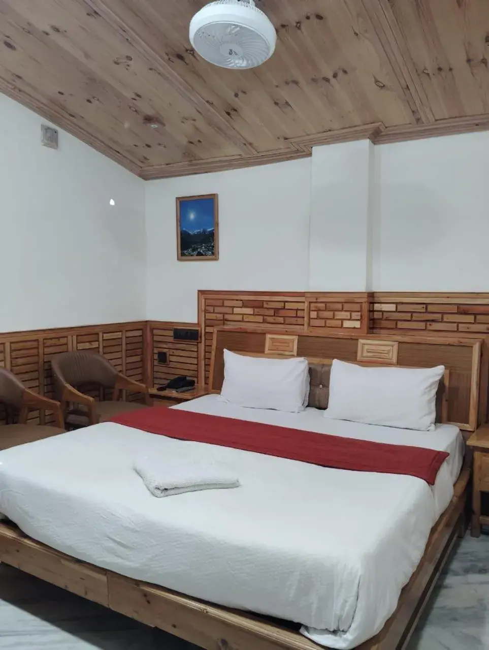 Bed in Hotel CM Palace - Pure Vegetarian Bed in Hotel CM Palace - Pure Vegetarian