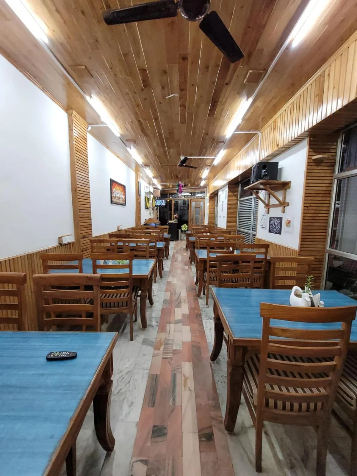 Restaurant/places to eat in Hotel CM Palace - Pure Vegetarian