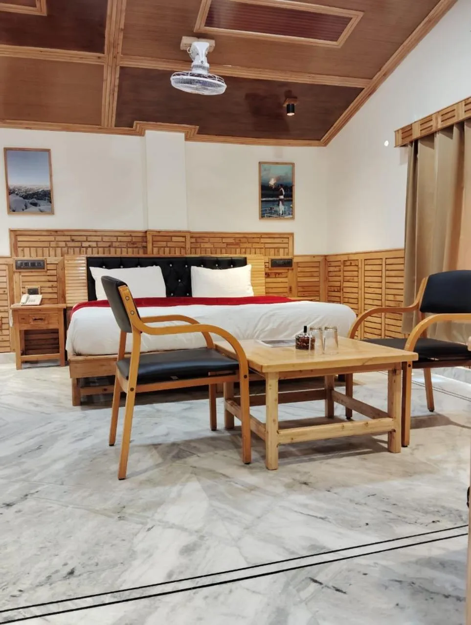 Bedroom in Hotel CM Palace - Pure Vegetarian