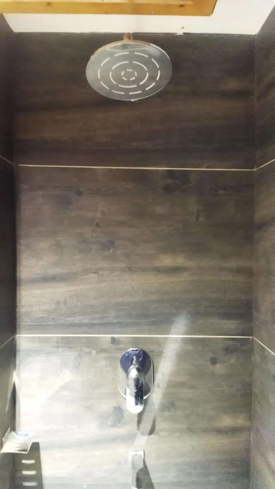 Shower in Hotel CM Palace - Pure Vegetarian