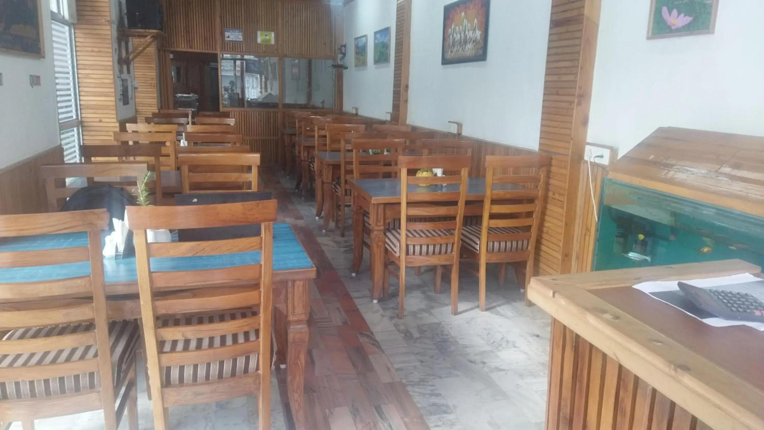 Restaurant/places to eat in Hotel CM Palace - Pure Vegetarian Restaurant/places to eat in Hotel CM Palace - Pure Vegetarian