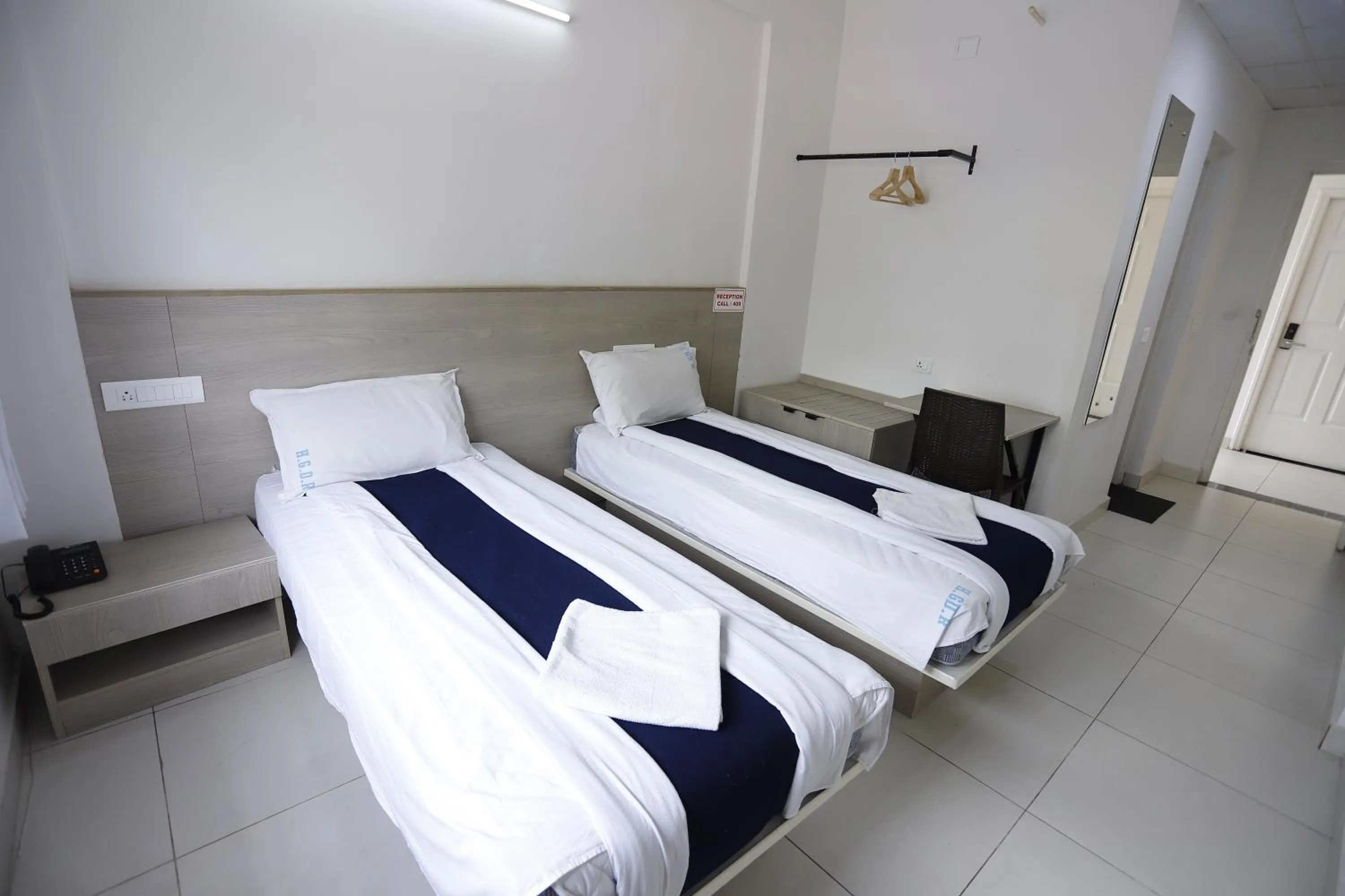 Bed in Hotel Gurudev Residency