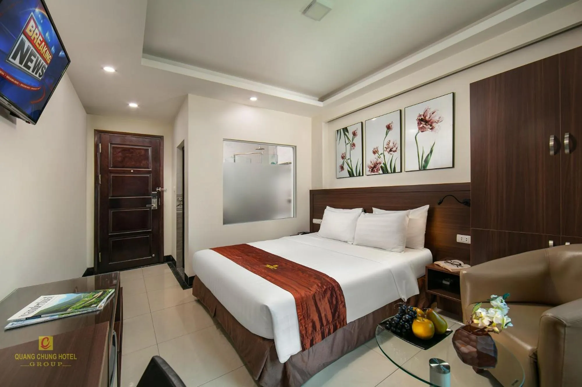Bedroom, Bed in Nhan Hoa Hotel