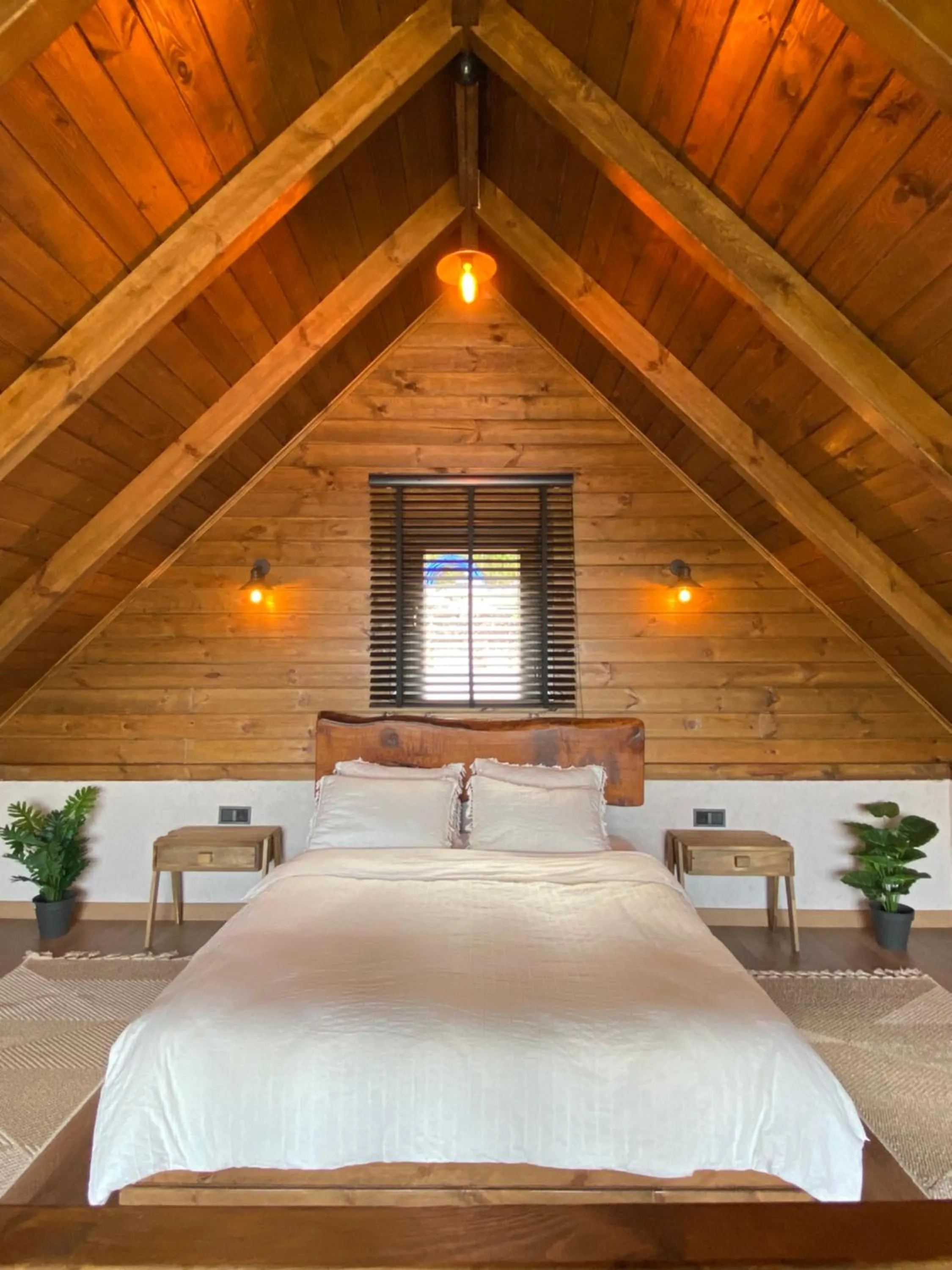 Bedroom, Bed in Lavinya Suit Bungalov