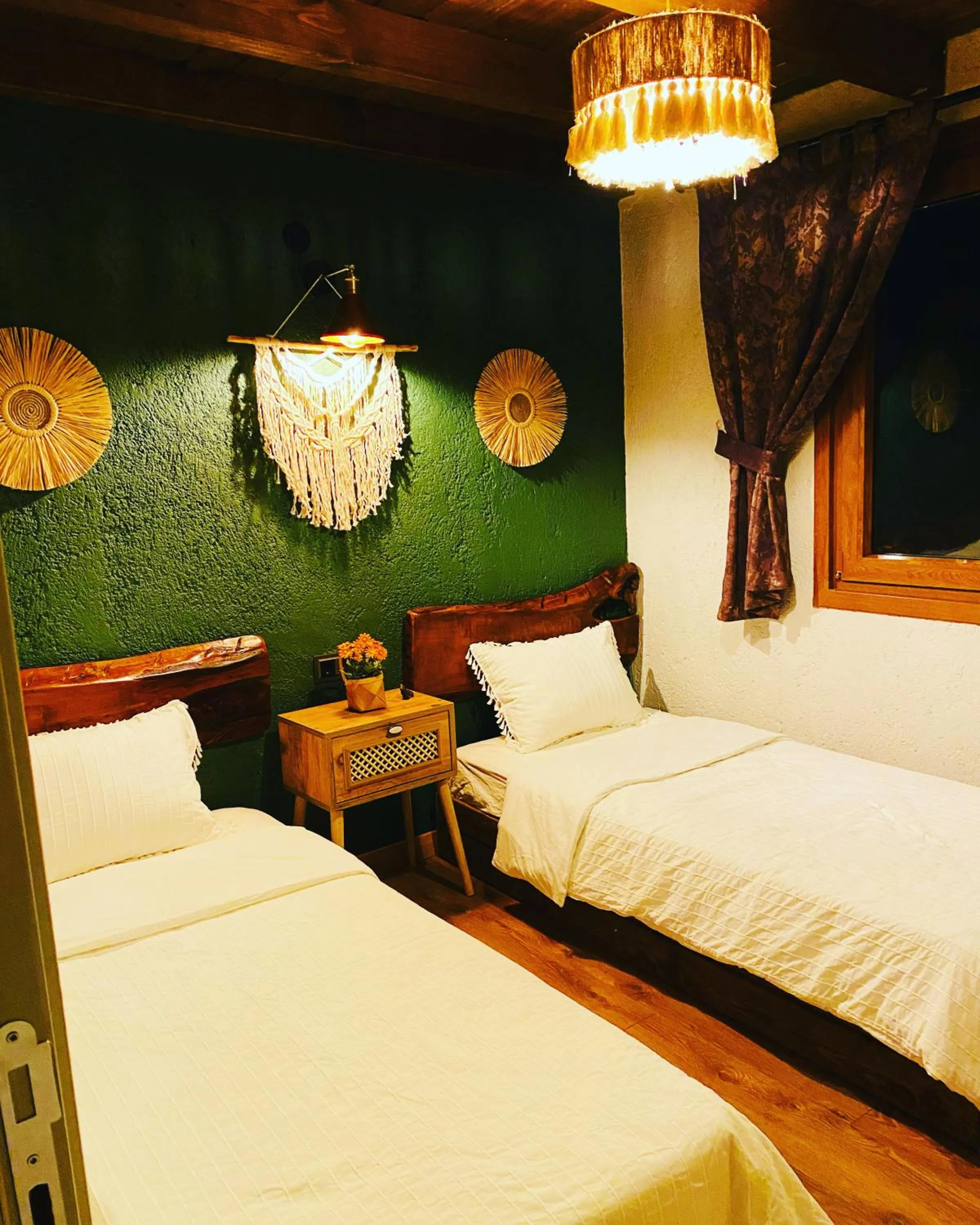 Bedroom, Bed in Lavinya Suit Bungalov