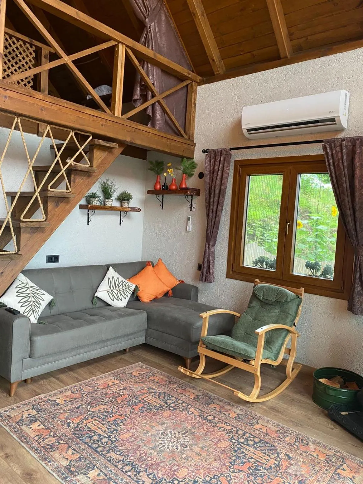 Seating area in Lavinya Suit Bungalov