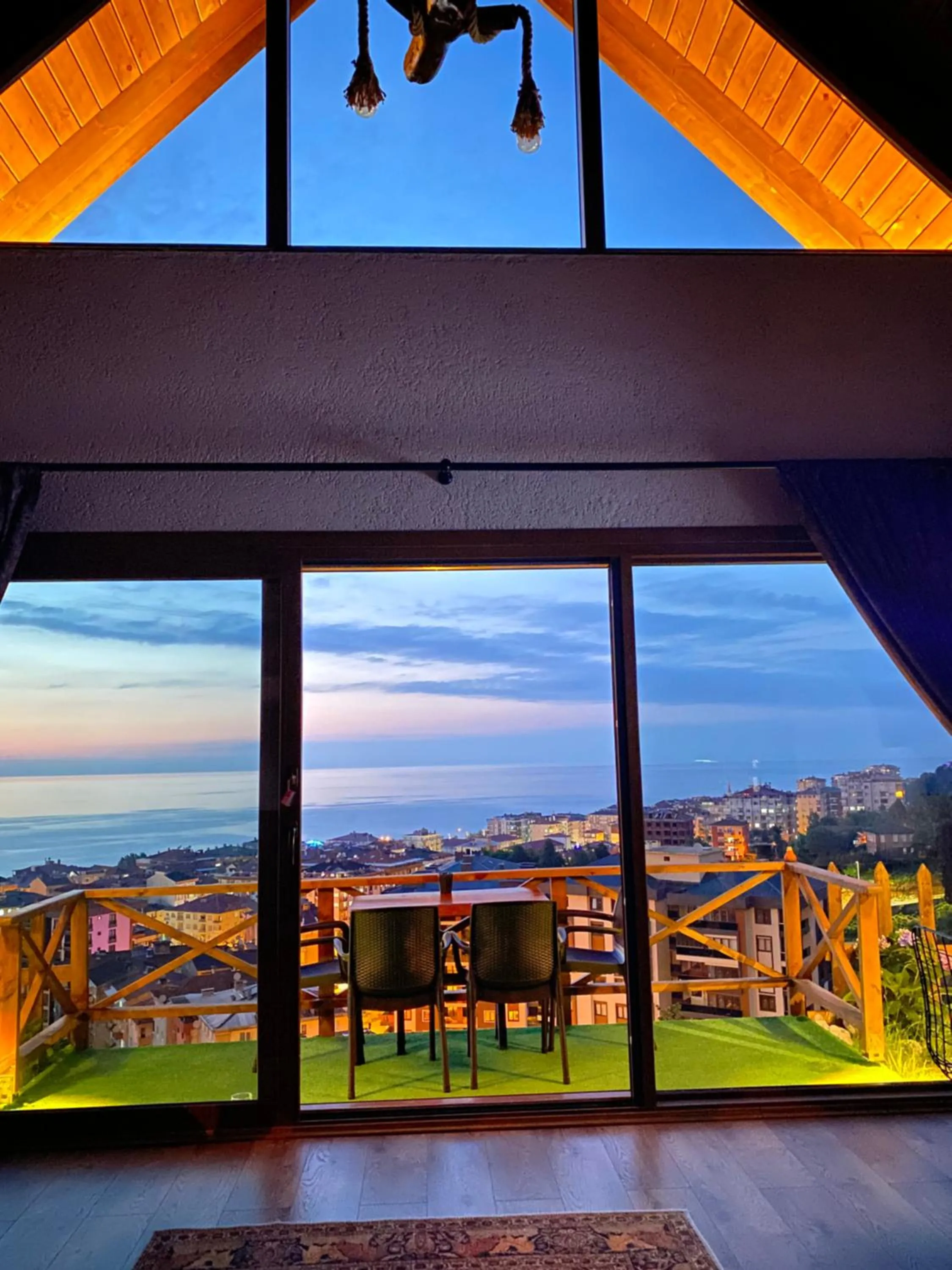 Balcony/Terrace in Lavinya Suit Bungalov