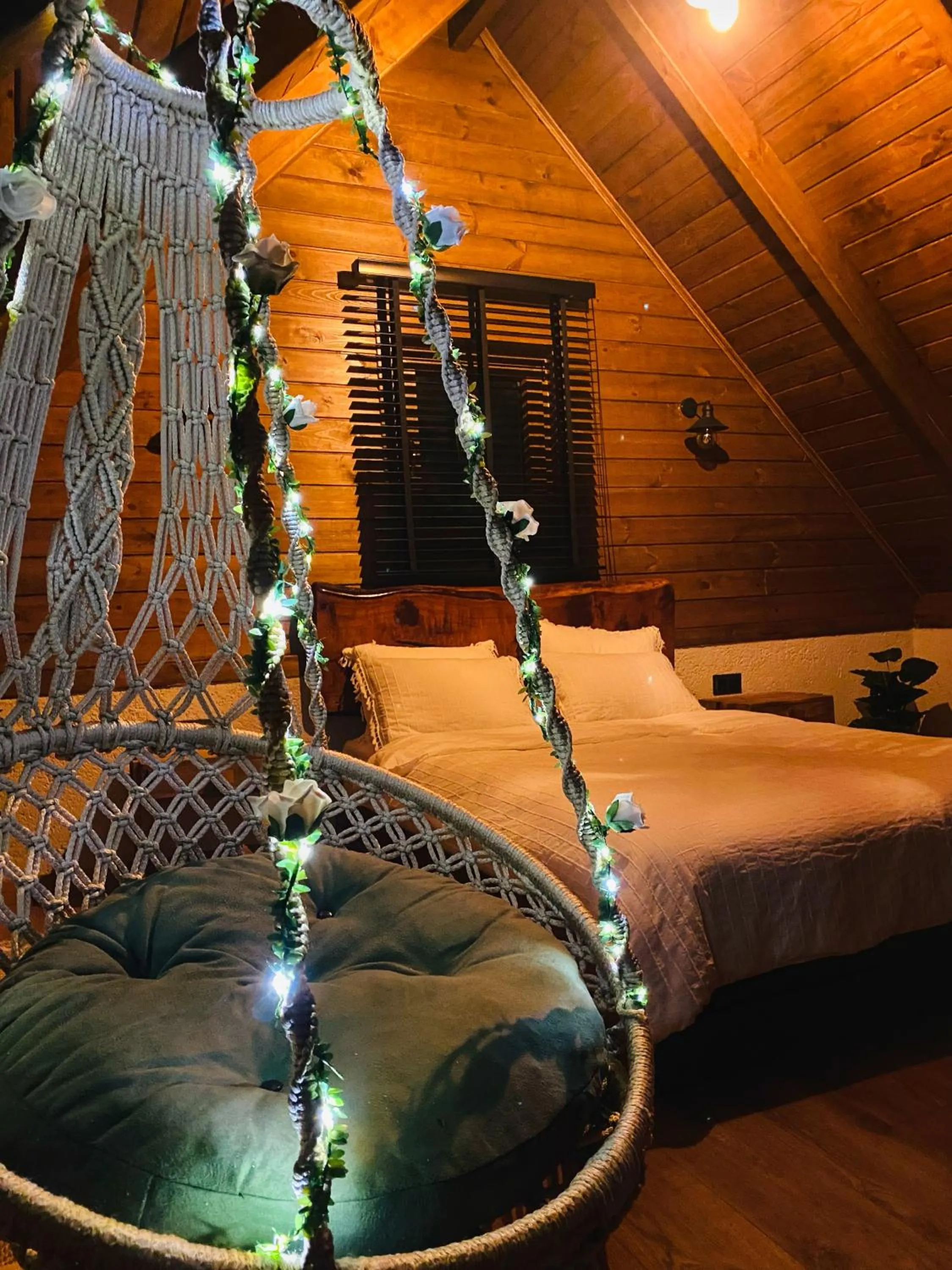 Bedroom, Bed in Lavinya Suit Bungalov