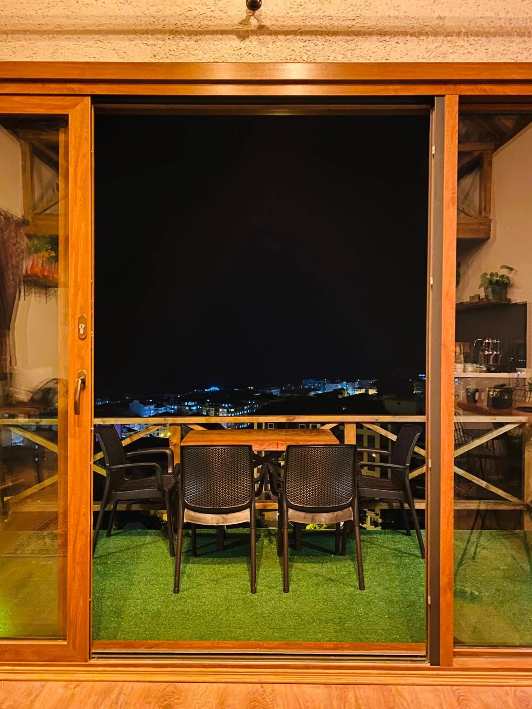 Patio in Lavinya Suit Bungalov
