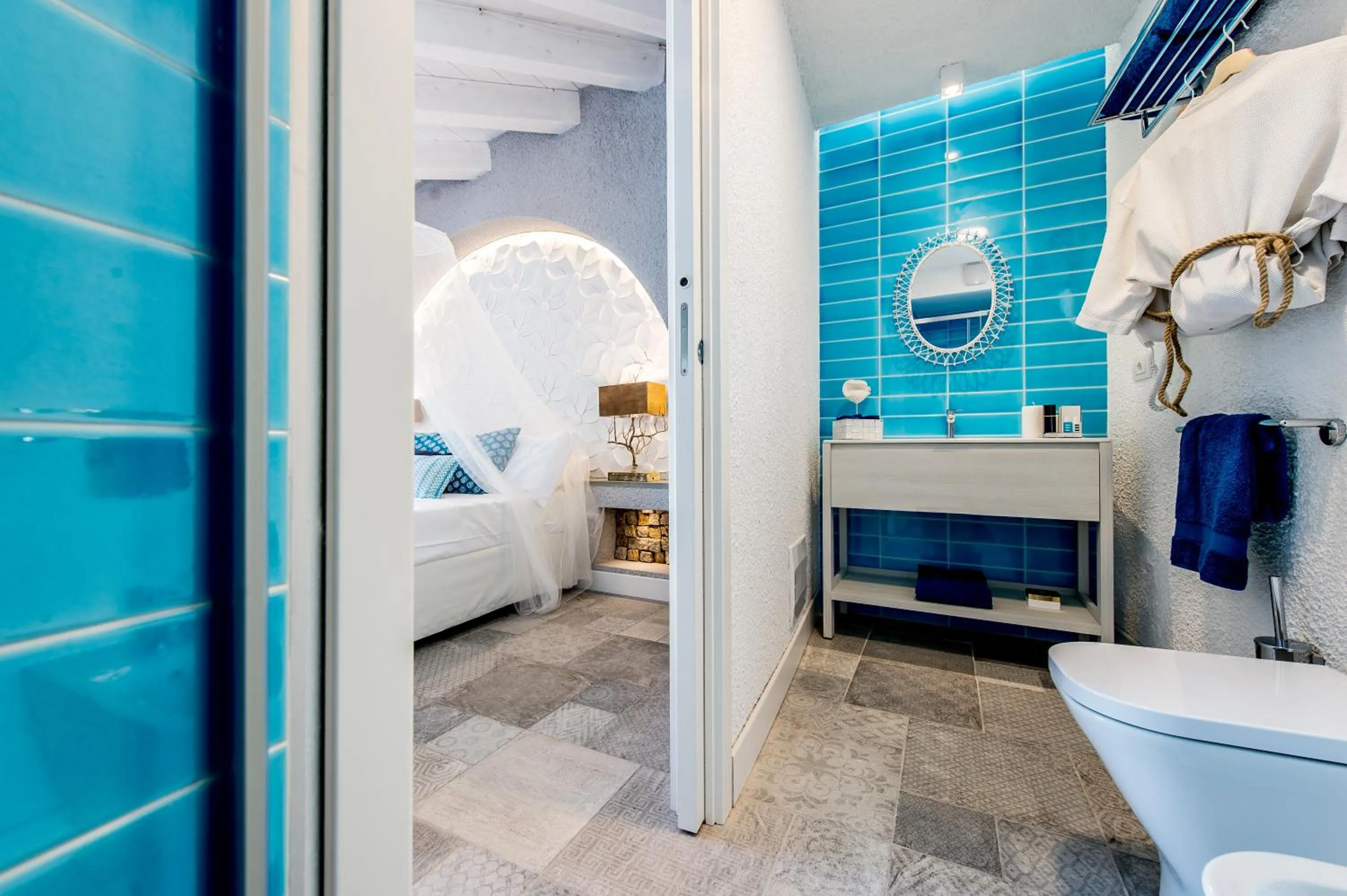 Toilet in CapoBlu Hotel