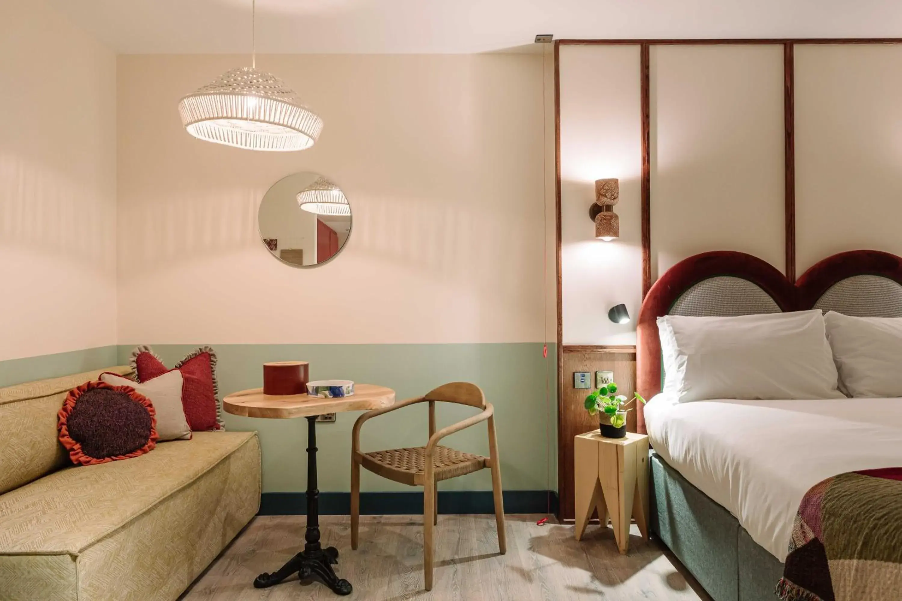 Bedroom, Bed in room2 Belfast Hometel Bedroom, Bed in room2 Belfast Hometel