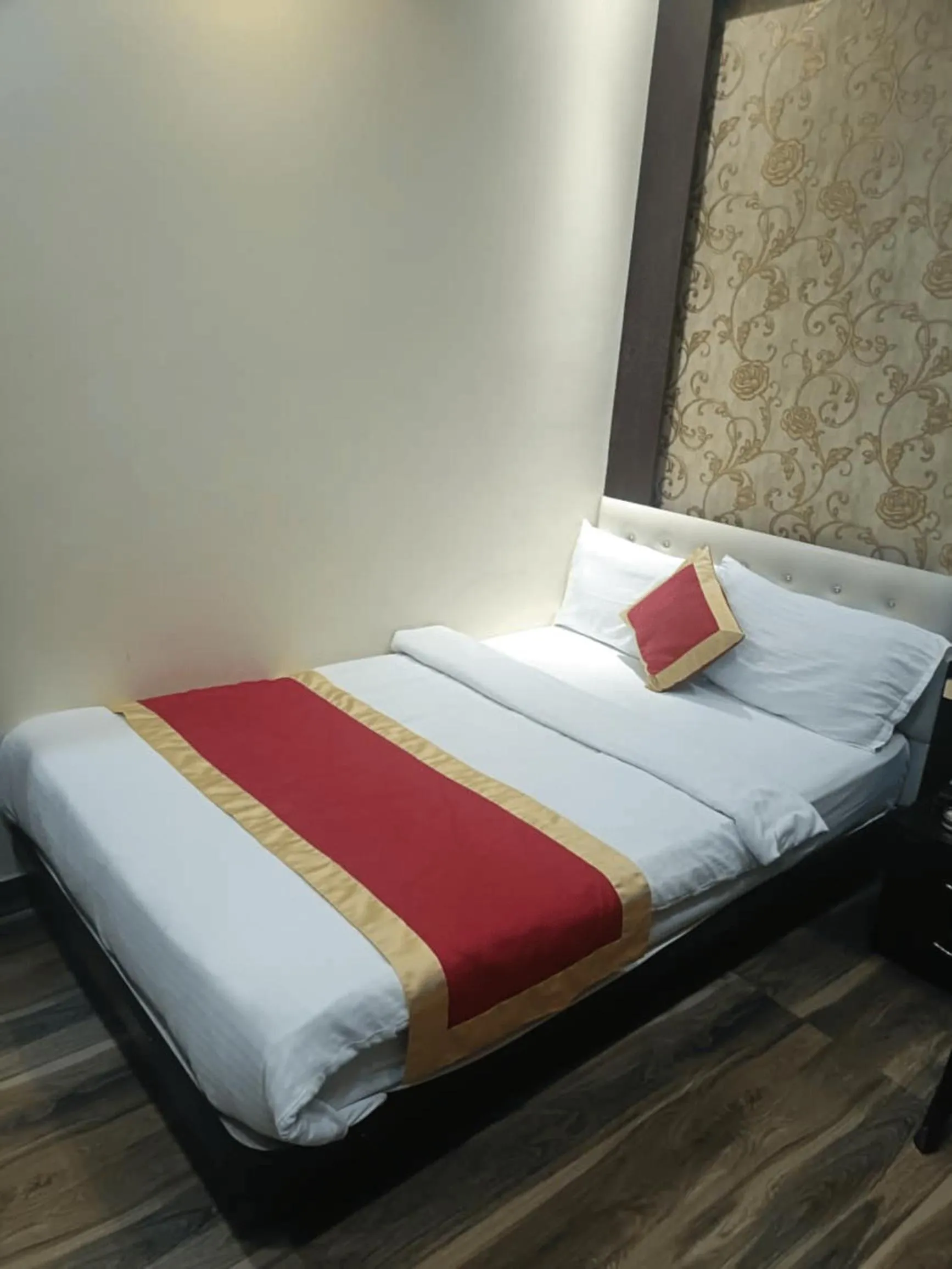 Bedroom, Bed in Hotel Swagat