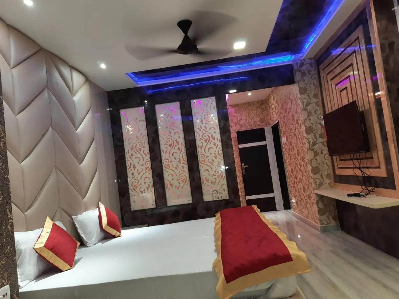 Suite in Hotel Swagat Suite in Hotel Swagat