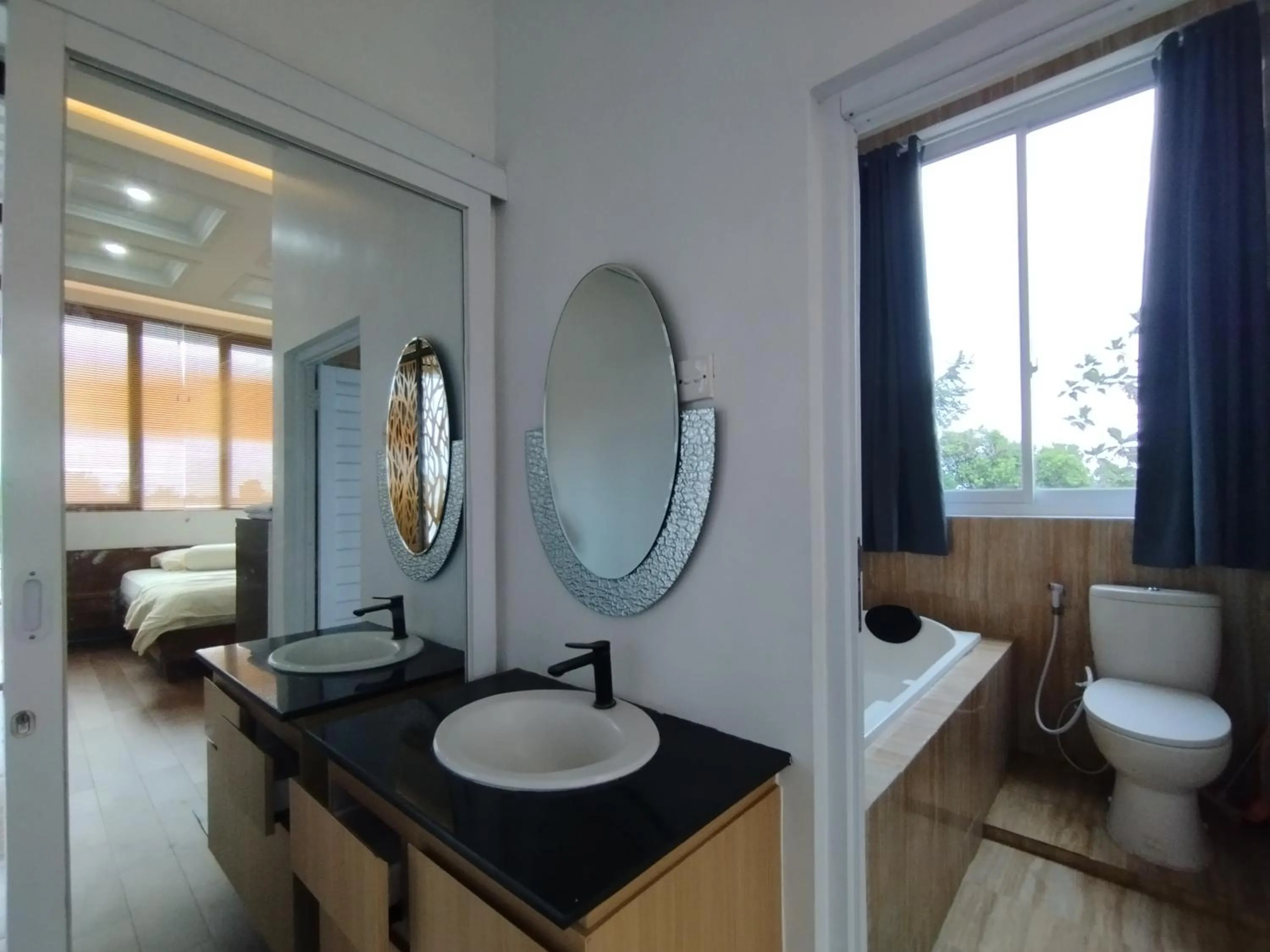 Toilet in Saira Hotel dan Homestay Syariah