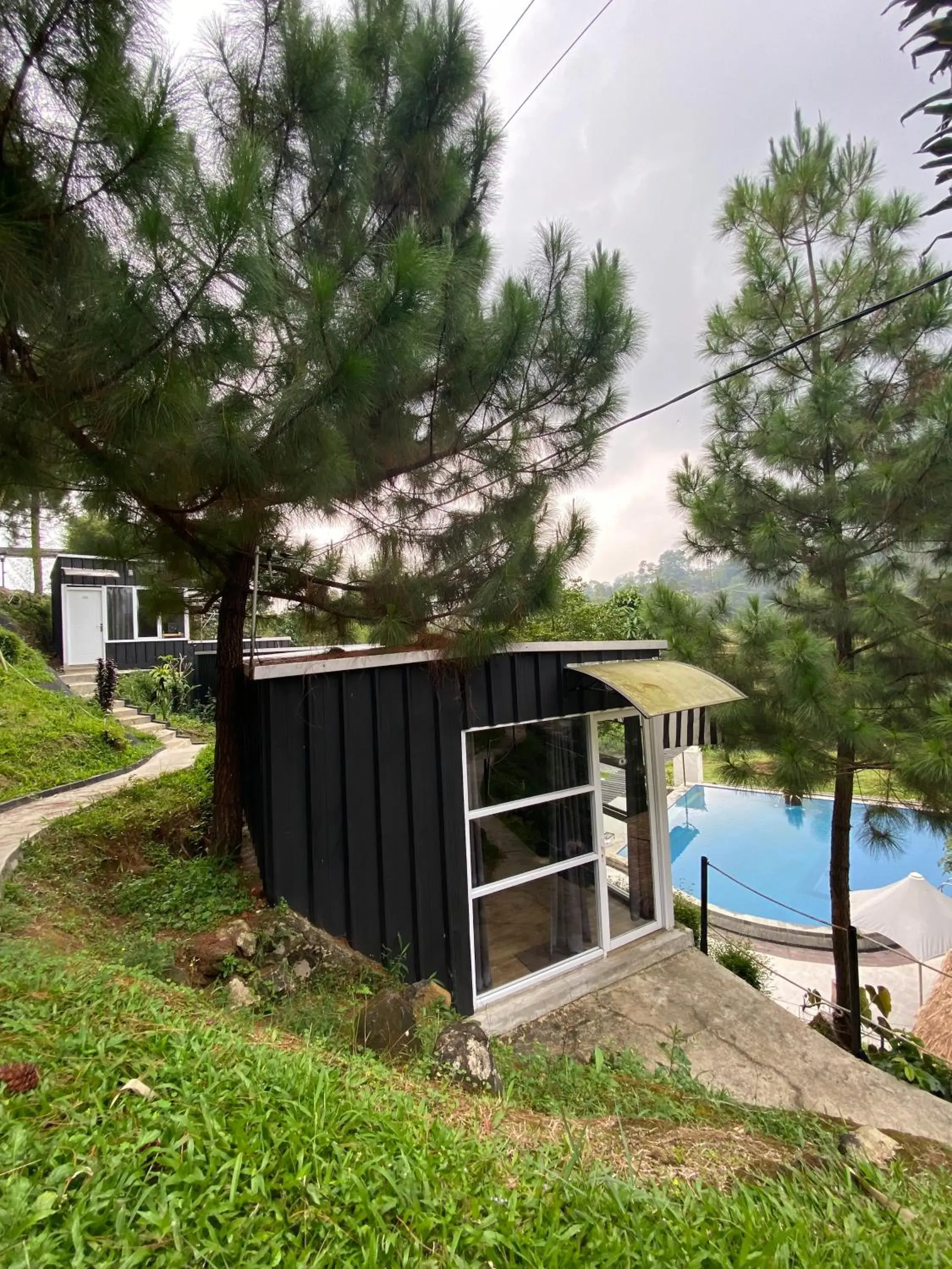 Property building in Shine River Property building in Shine River