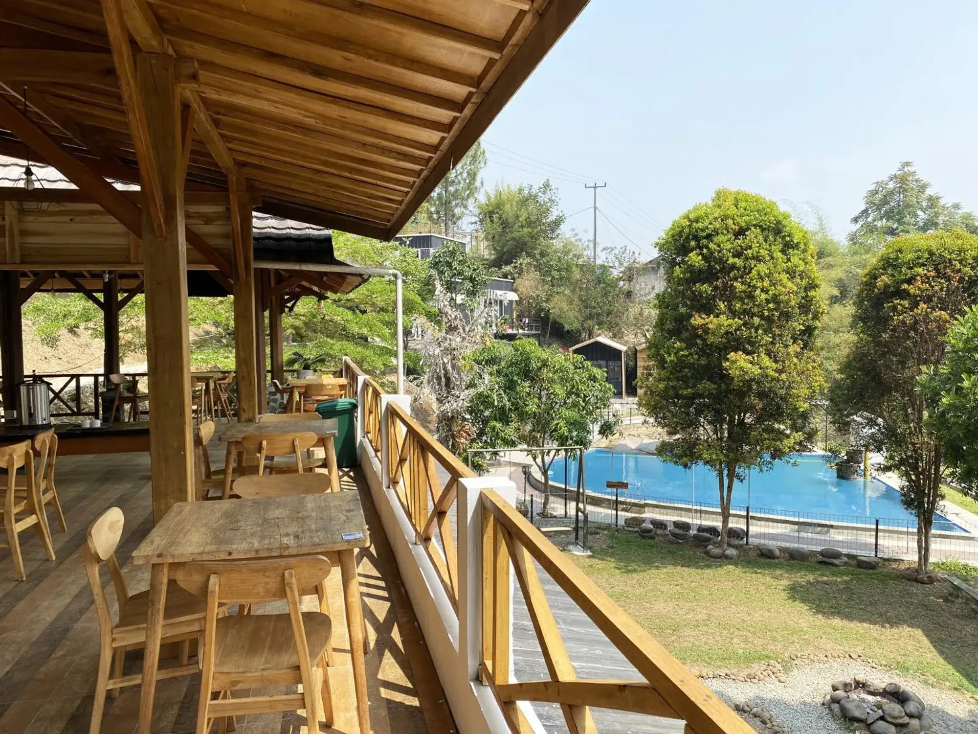 Restaurant/places to eat in Shine River Restaurant/places to eat in Shine River