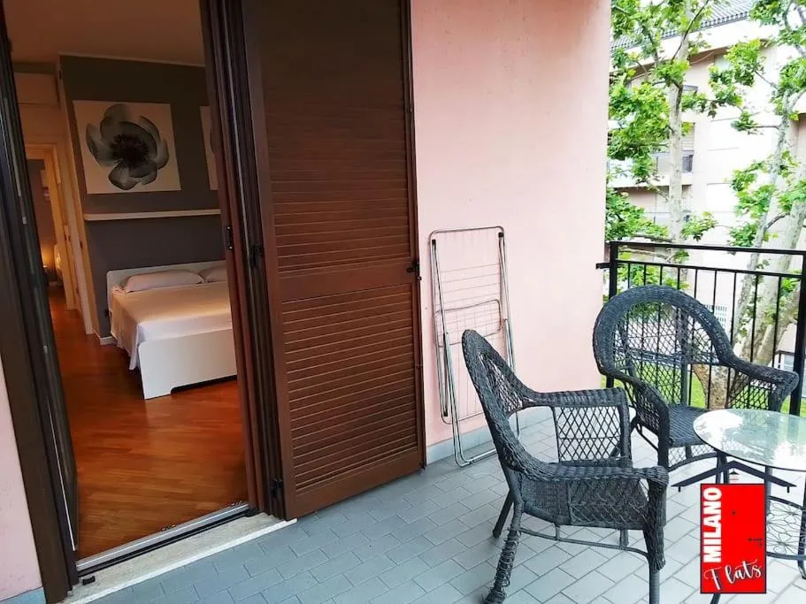 Balcony/Terrace, Bed in MilanoFlats - TriloGolinelli