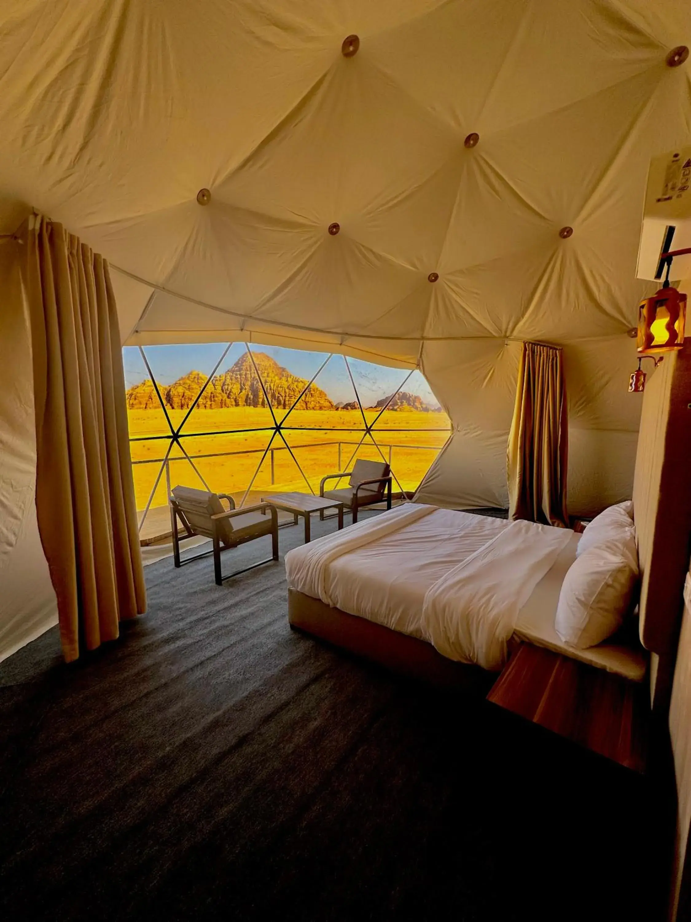 Mountain view, Bed in Mirage Camp Wadi Rum Mountain view, Bed in Mirage Camp Wadi Rum