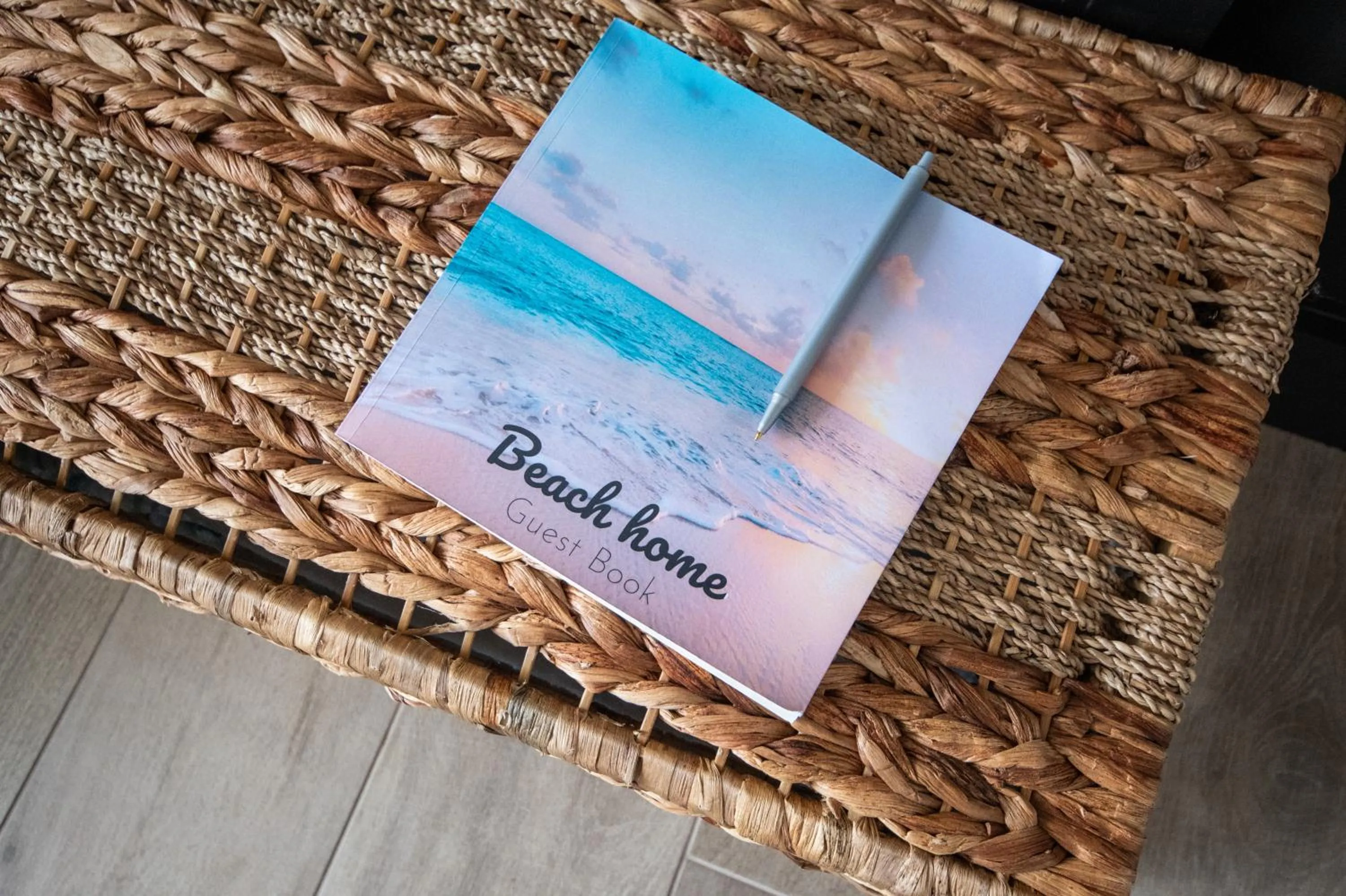 Text overlay in Sea Breeze