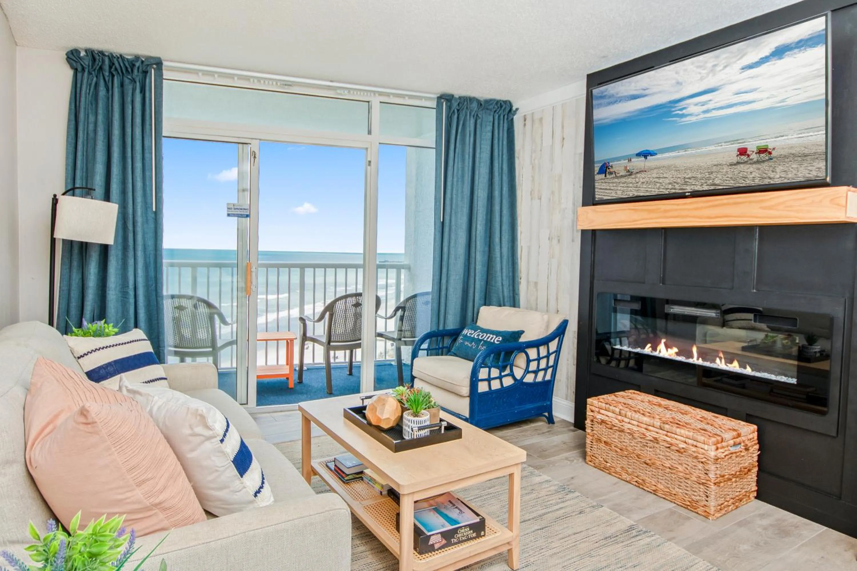 Seating area in Sea Breeze