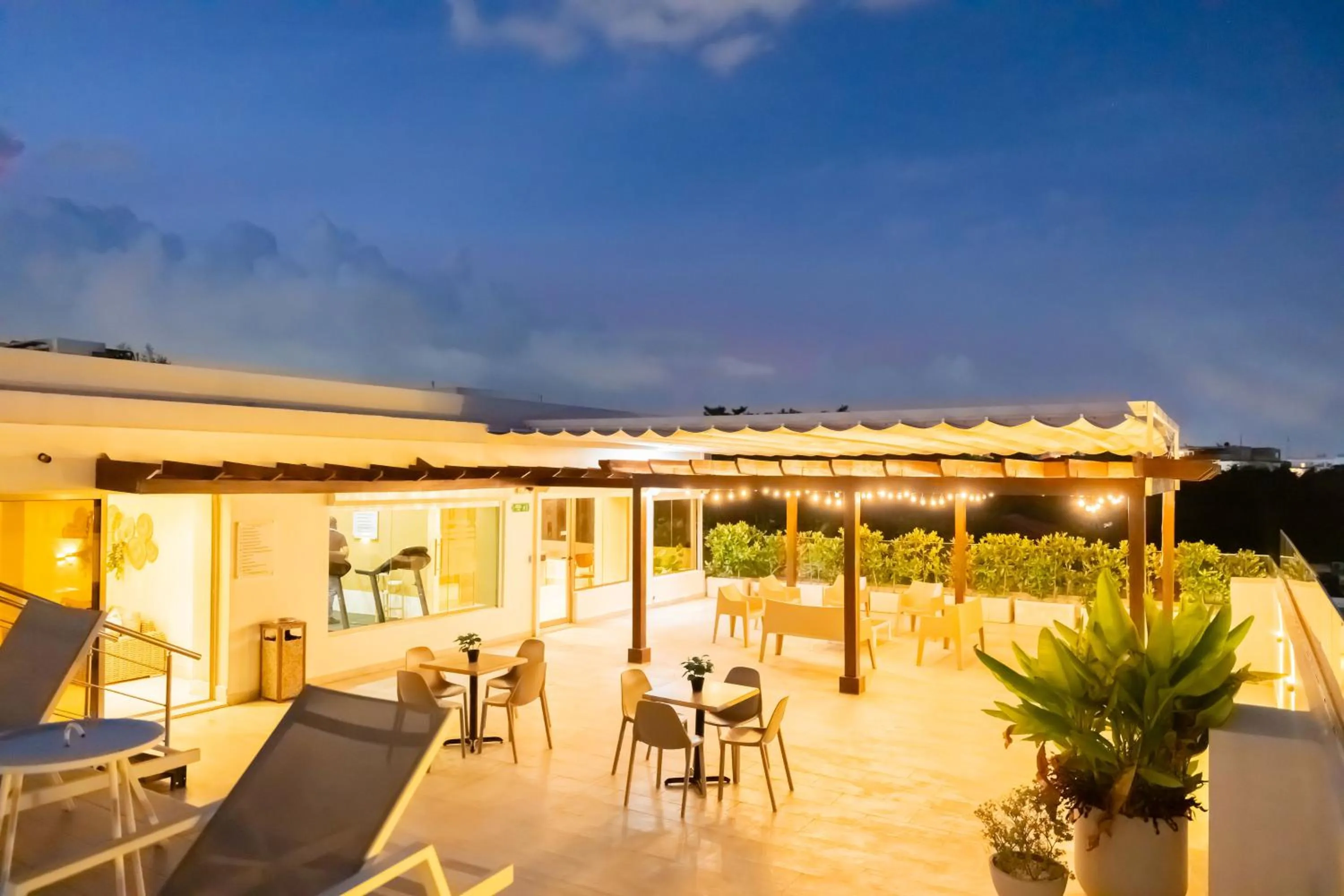 Balcony/Terrace in Hotel Stay Here Suites