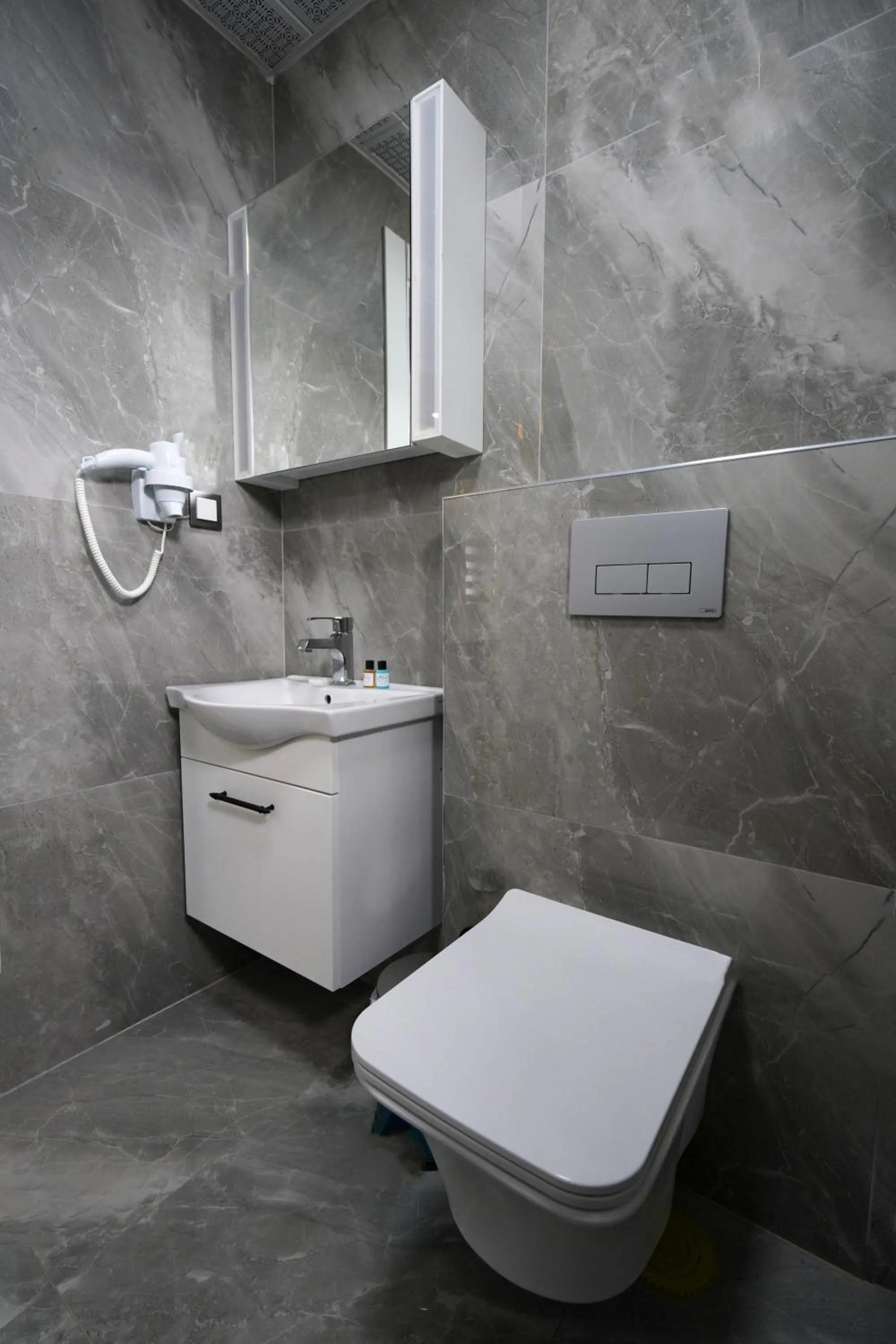 Toilet in Mira Hotel Antalya