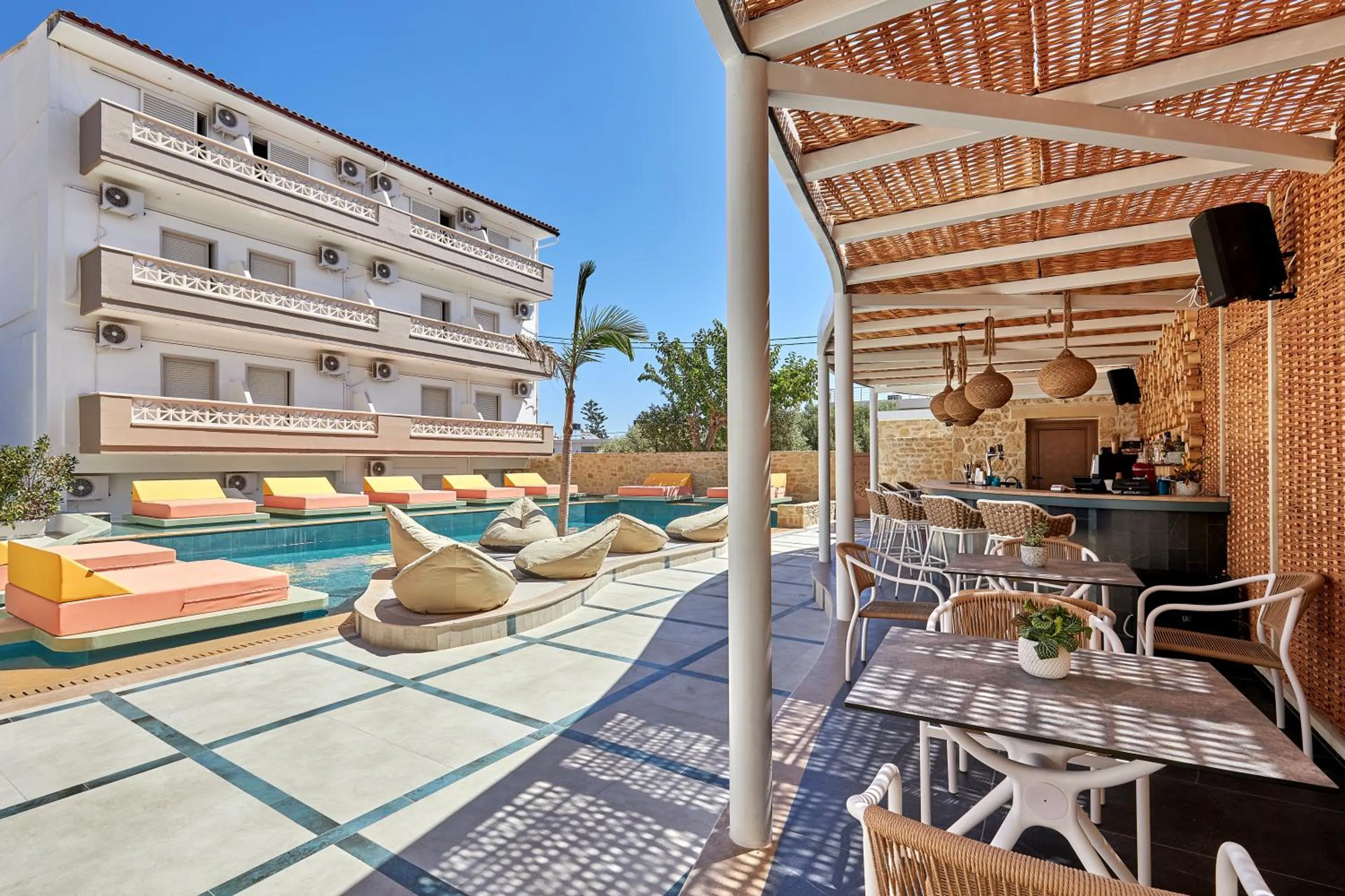 Swimming pool in Asana Hotel