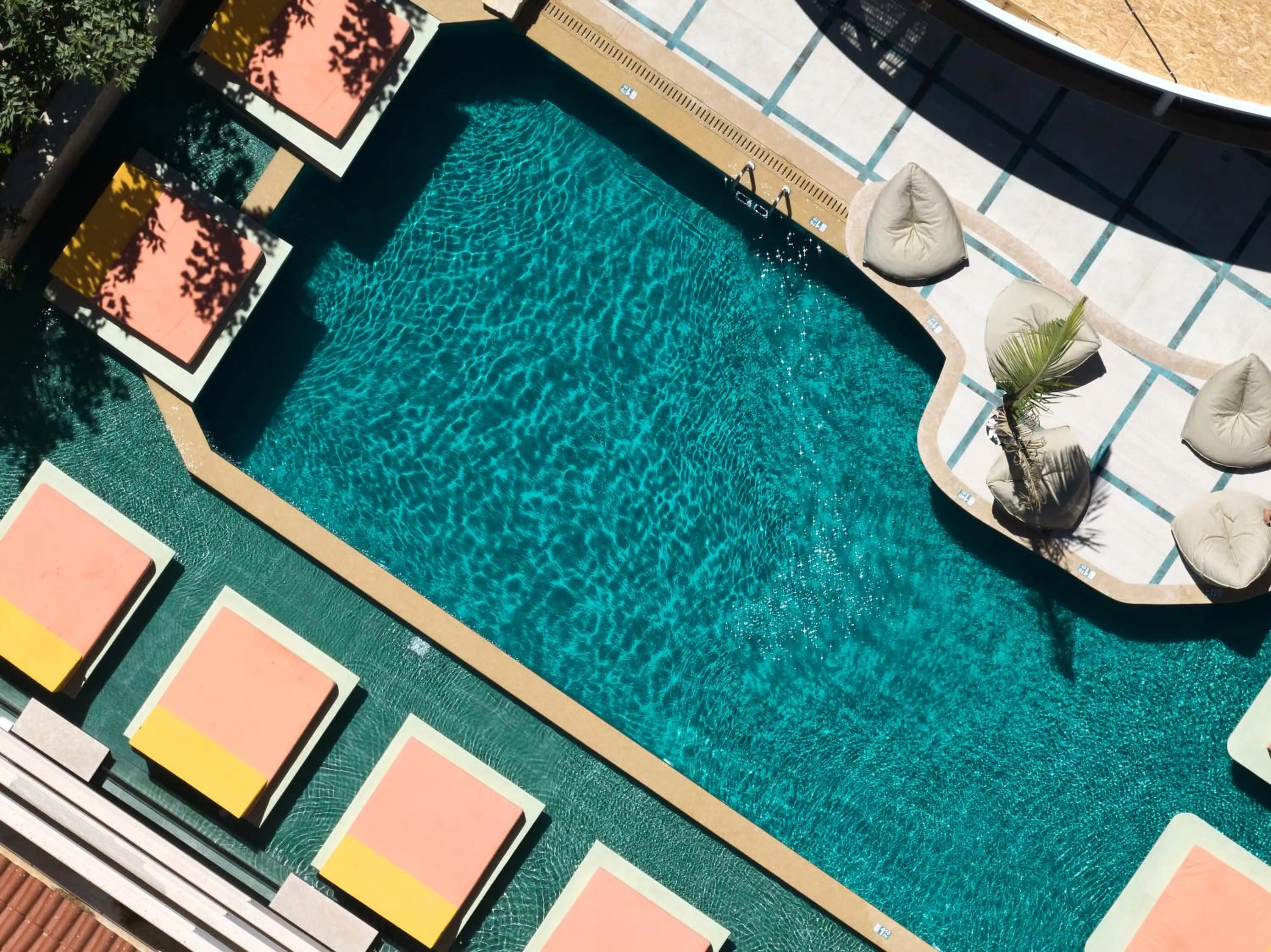 Swimming pool in Asana Hotel