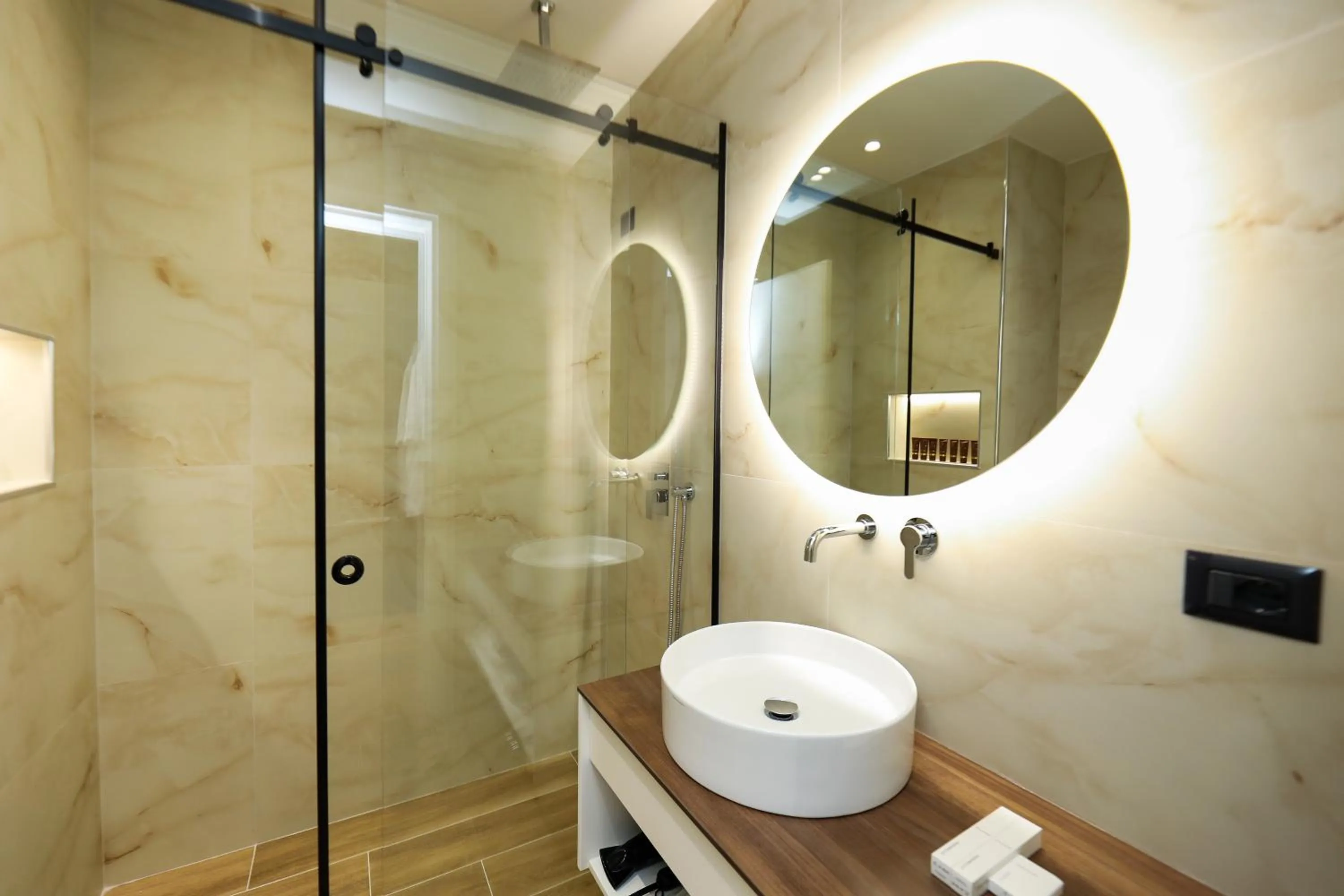 Shower in Hotel Adore