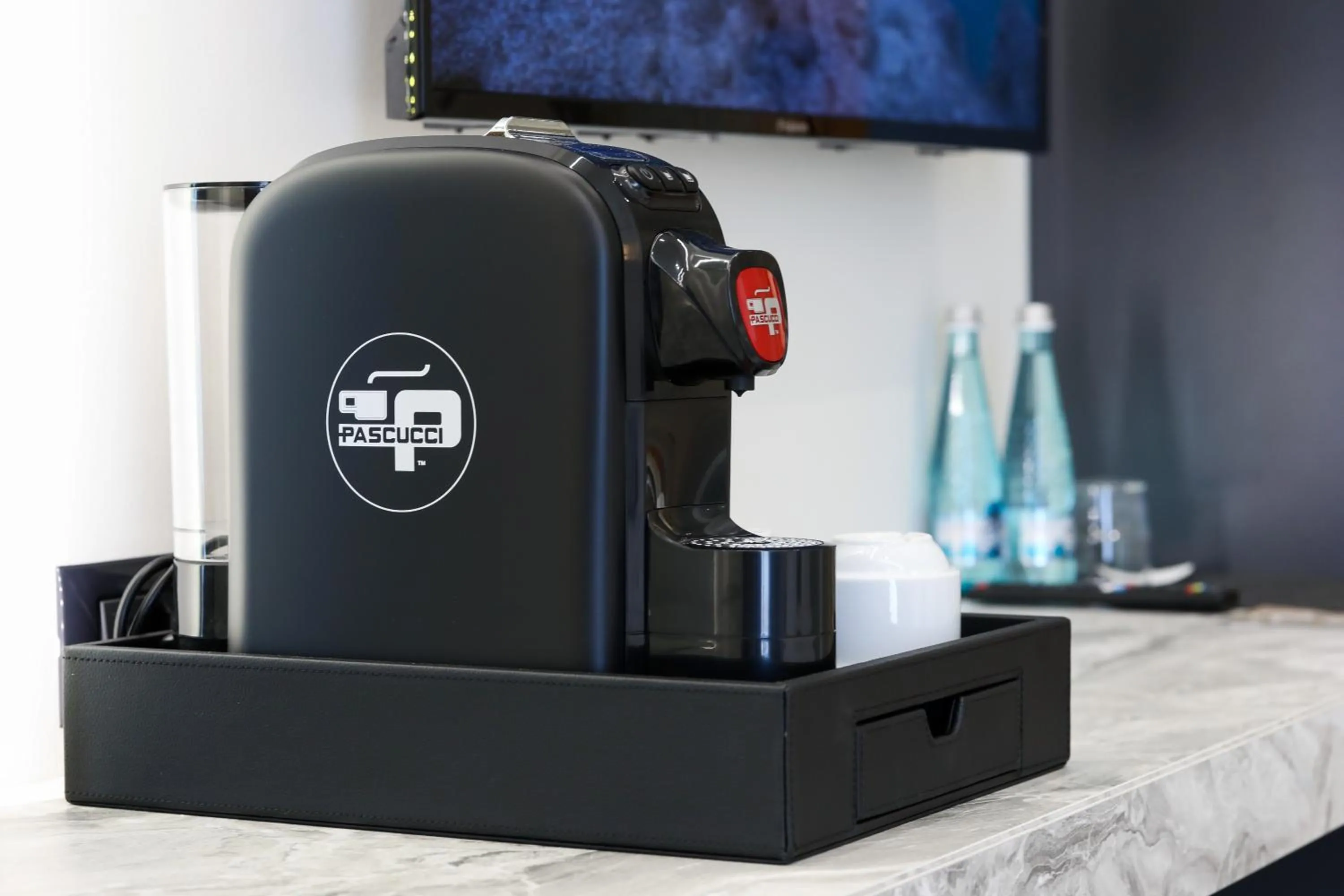 Coffee/tea facilities in Hotel Adore