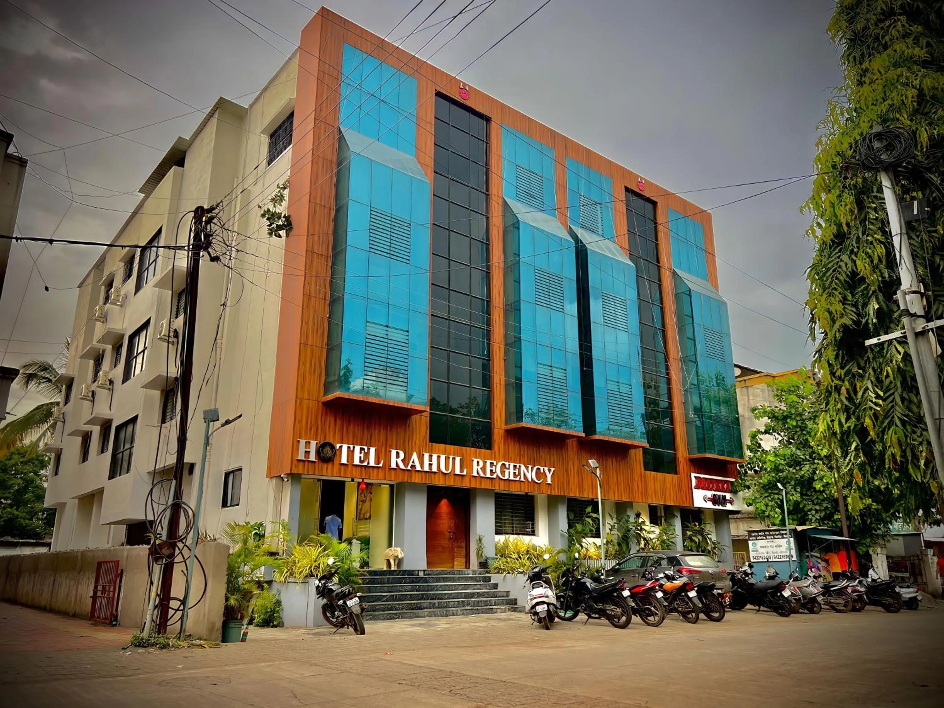 Property building in Hotel Rahul Regency, Aurangabad